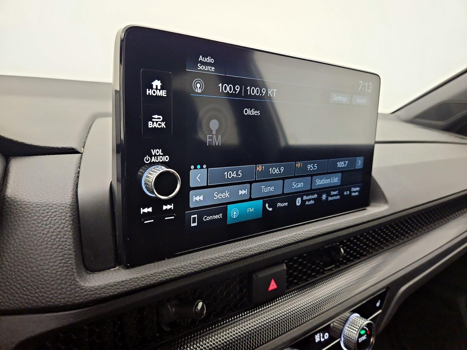 2024 Honda CR-V Sport-L - Photo 16