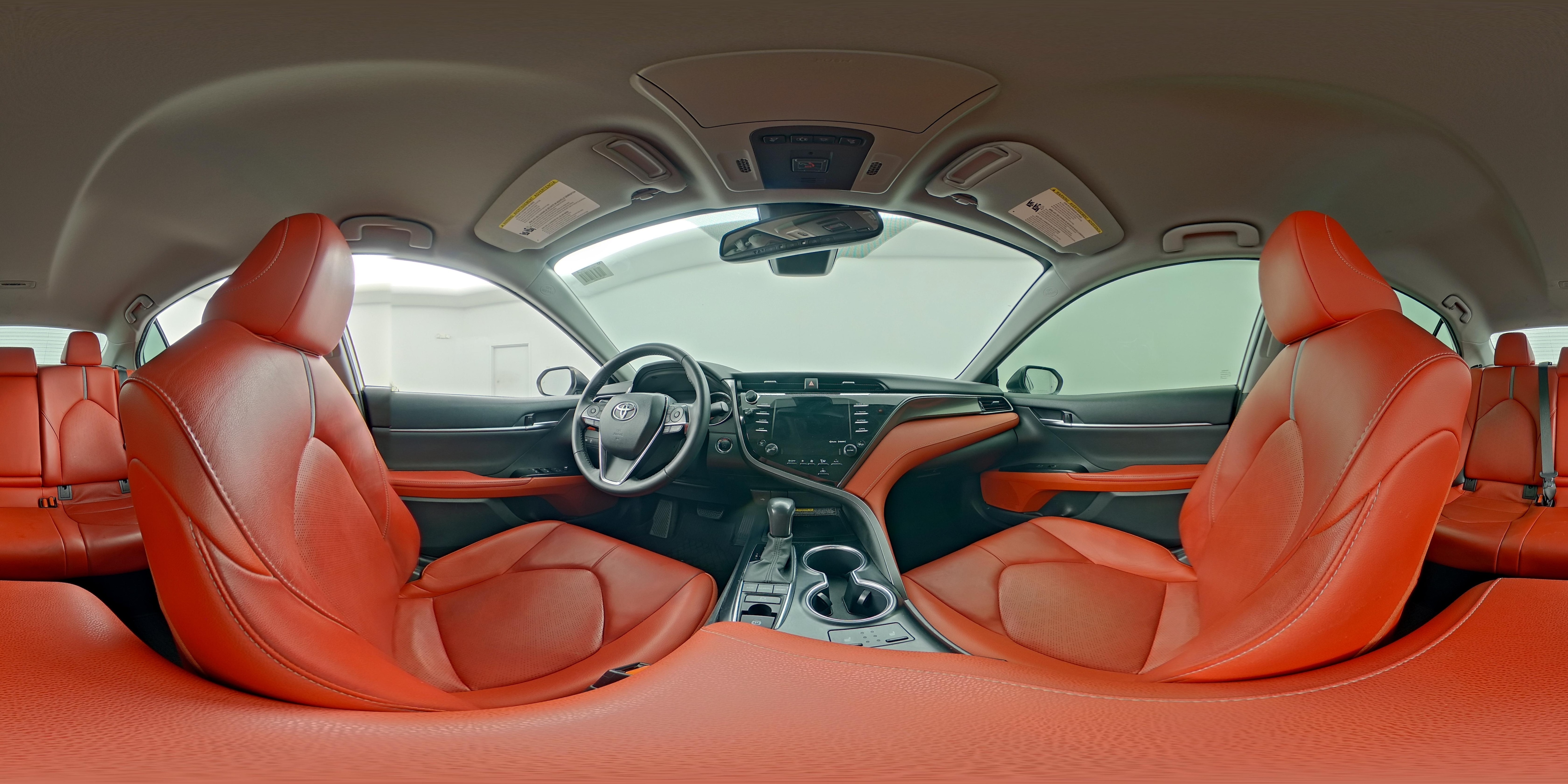 2020 Toyota Camry XSE - Photo 24