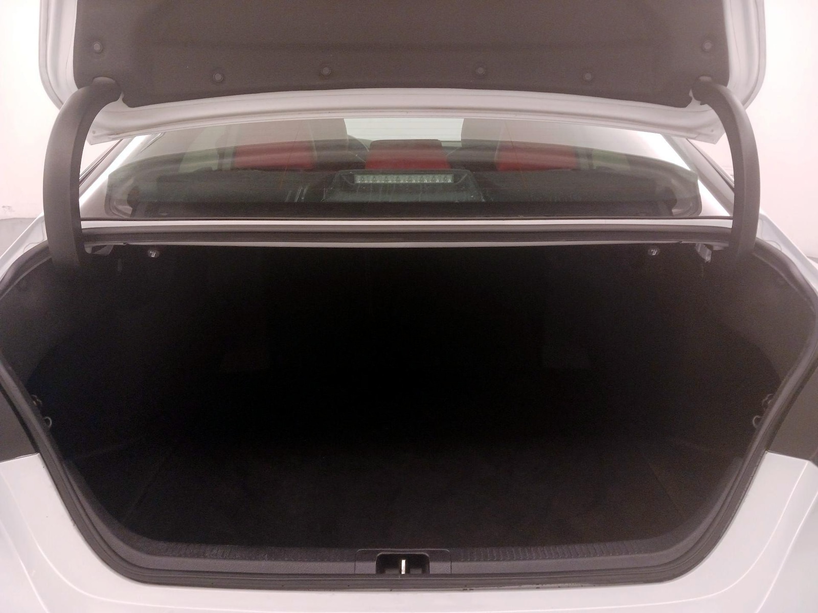 2020 Toyota Camry XSE - Photo 21