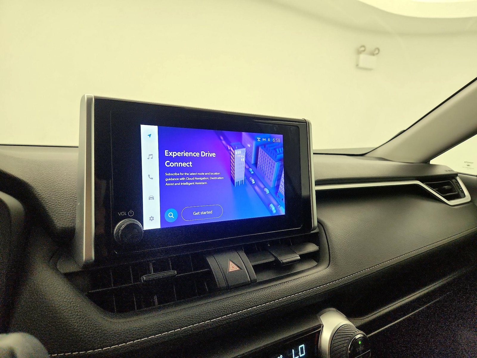 2023 Toyota RAV4 XLE - Photo 15