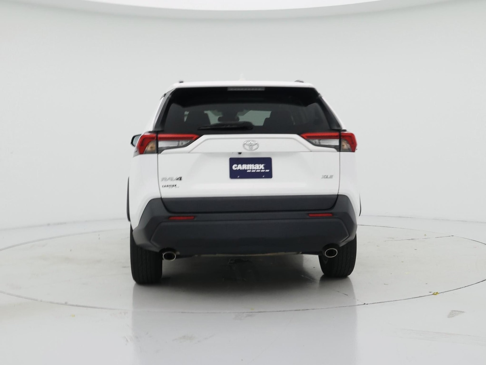 2023 Toyota RAV4 XLE - Photo 7