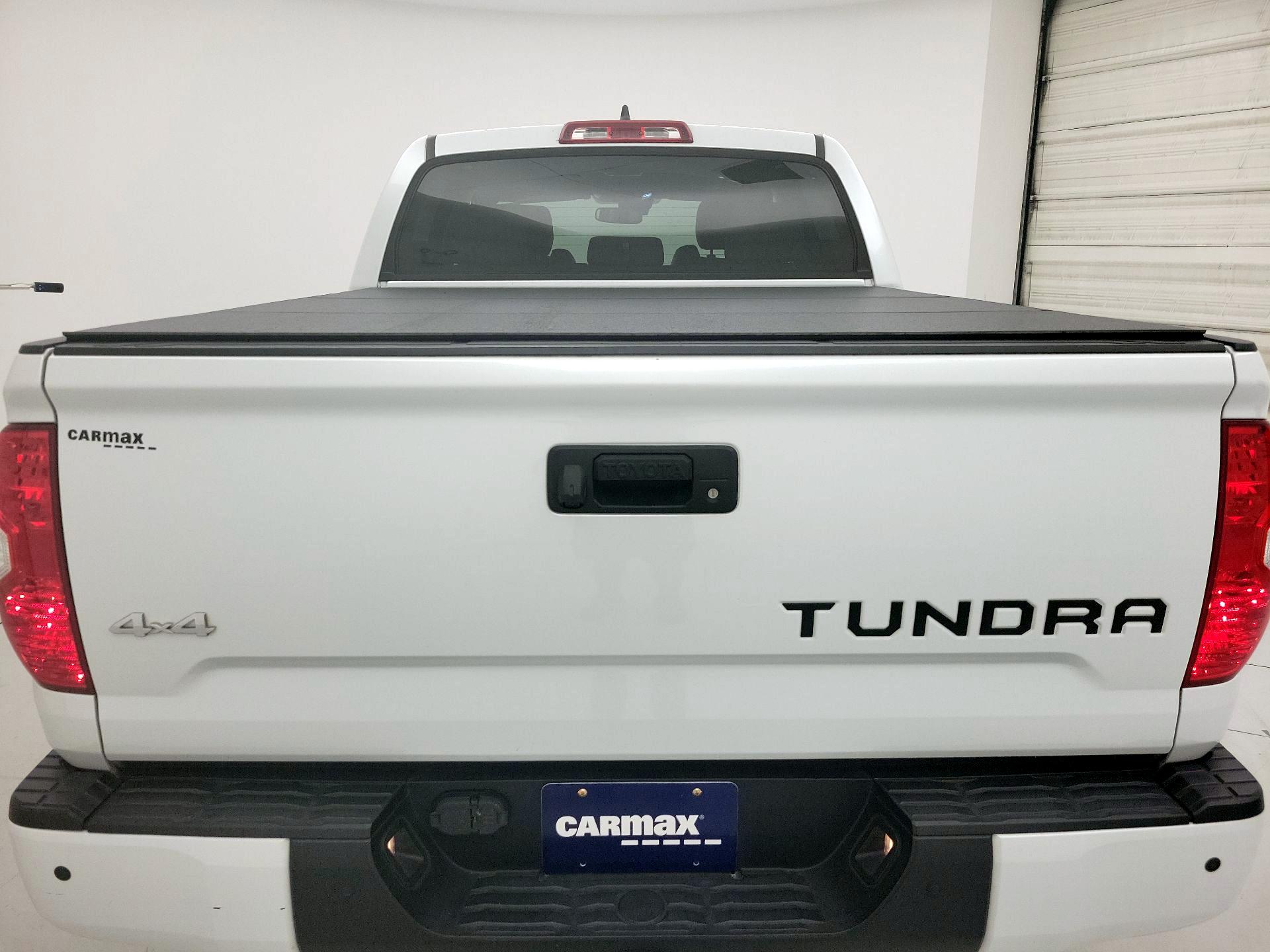 Thumbnail: 2021 Toyota Tundra - 20