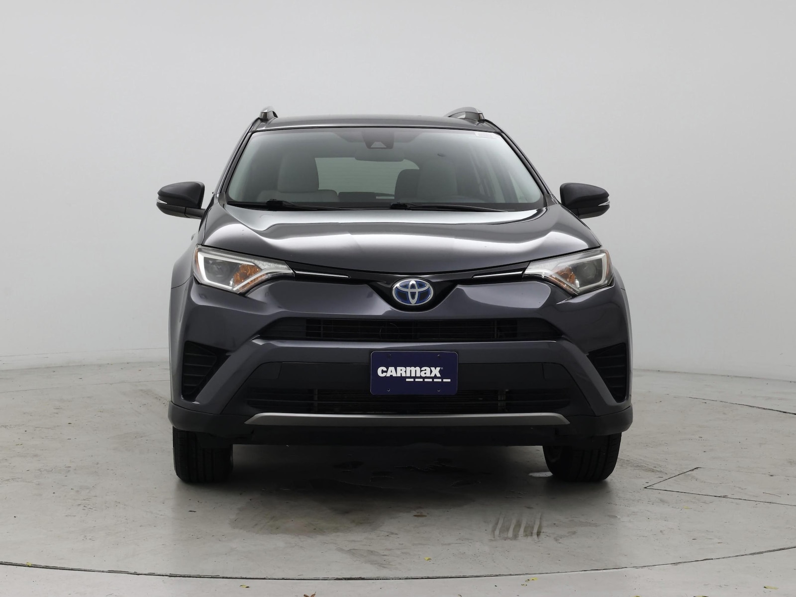 2018 Toyota RAV4 LE - Photo 6