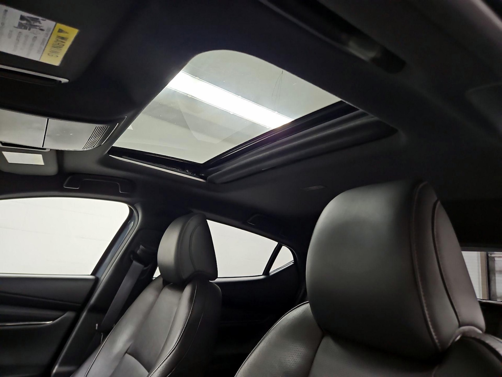 Sunroof(s) & Overhead Airbags