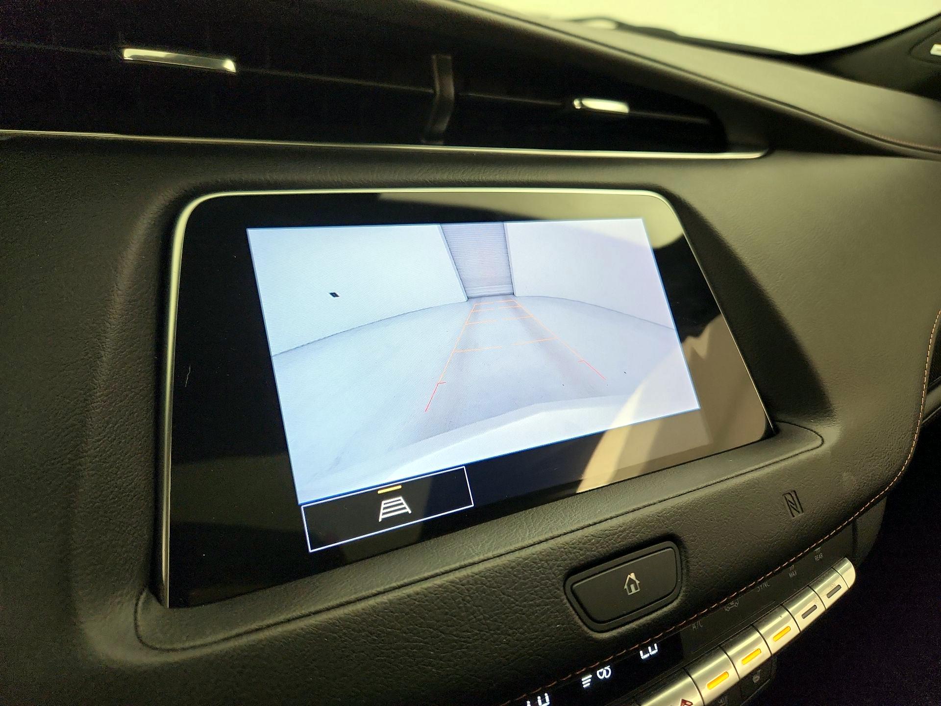 Thumbnail: 2021 Cadillac XT4 - 15