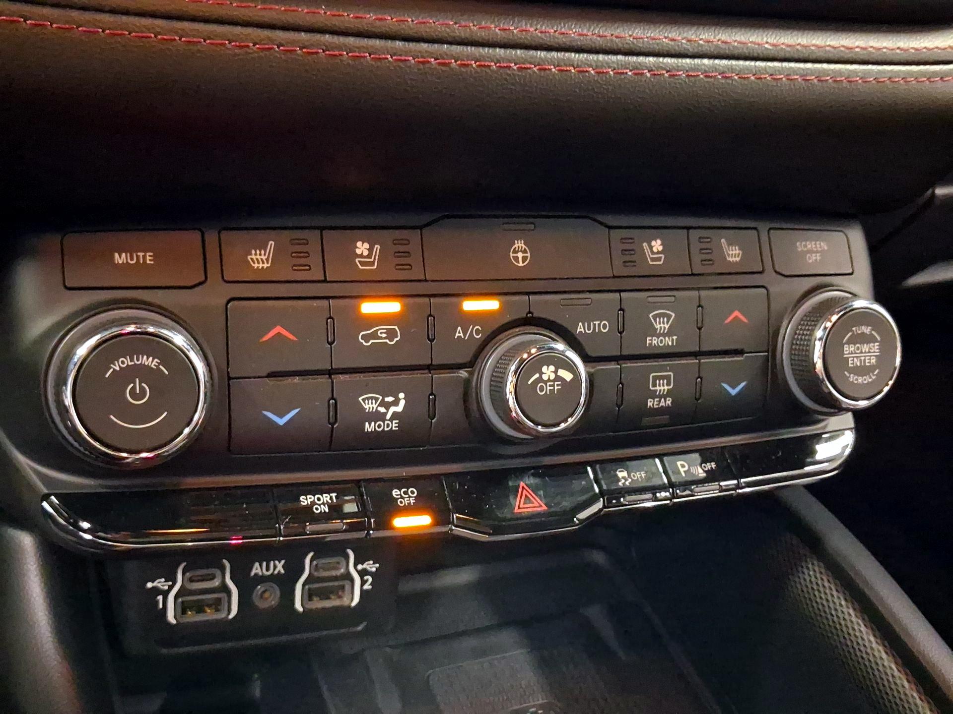 Thumbnail: 2023 Dodge Durango - 15