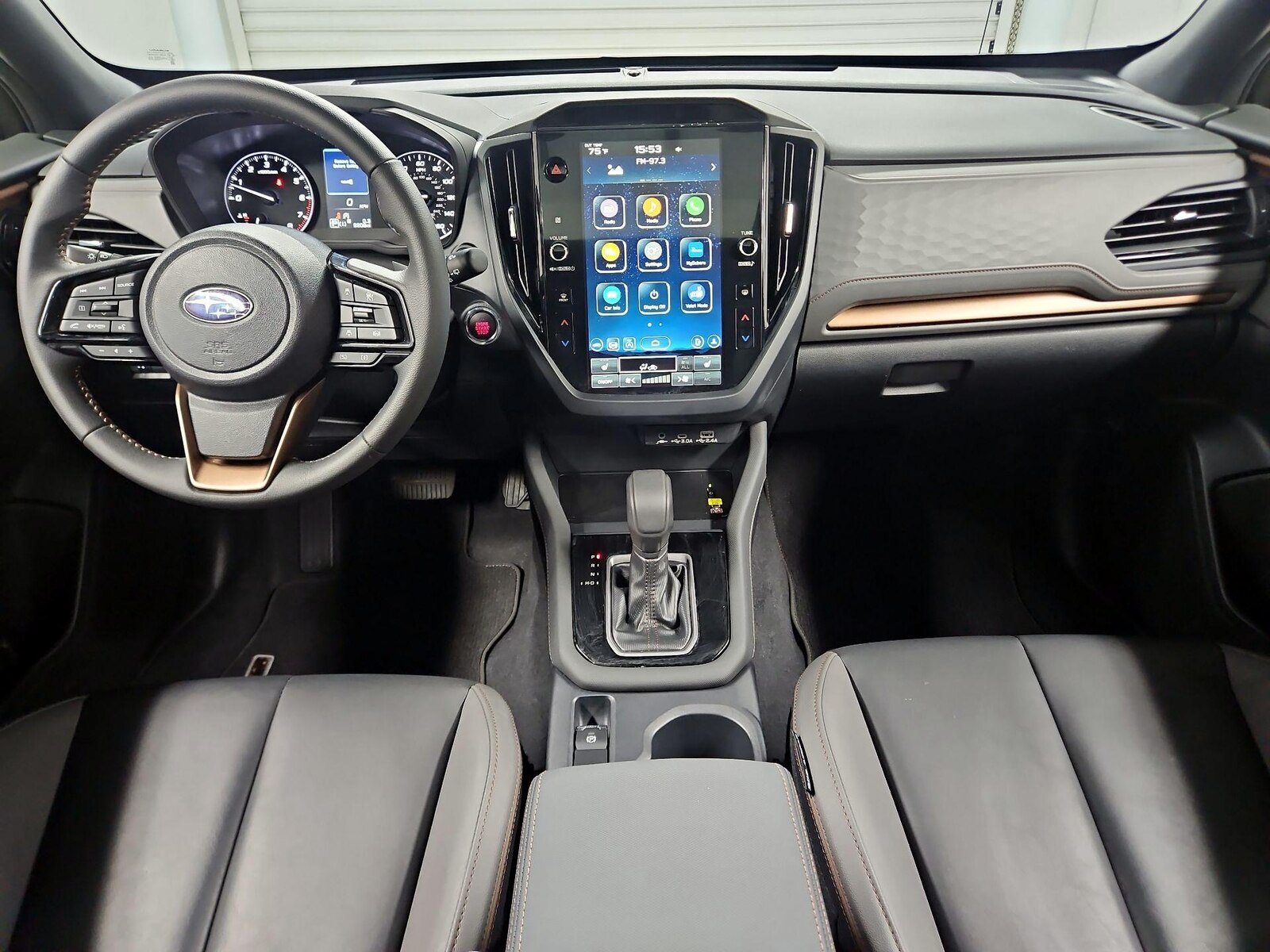 Apple CarPlay® & Android Auto™