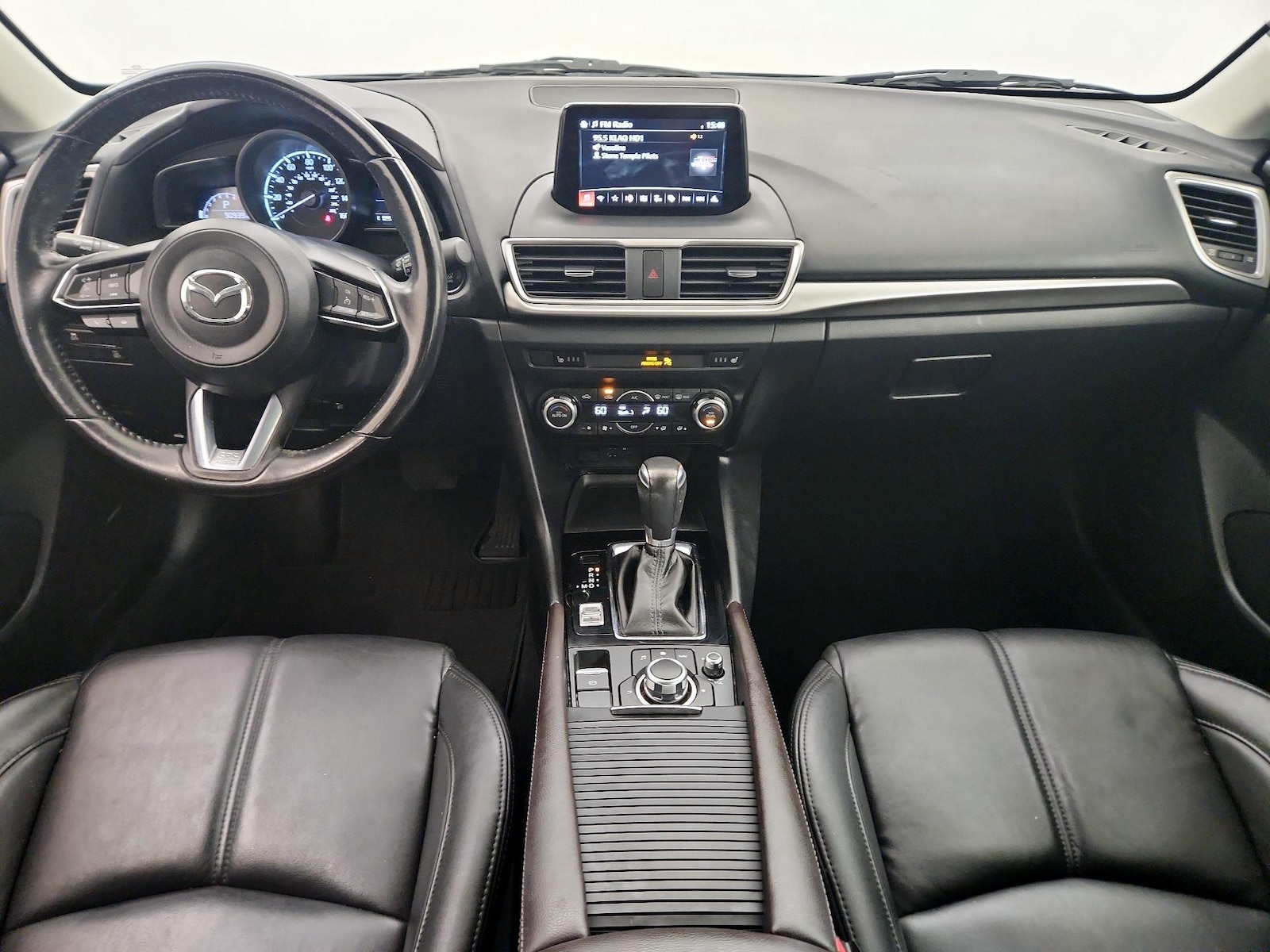2018 Mazda Mazda3 Touring - Photo 10