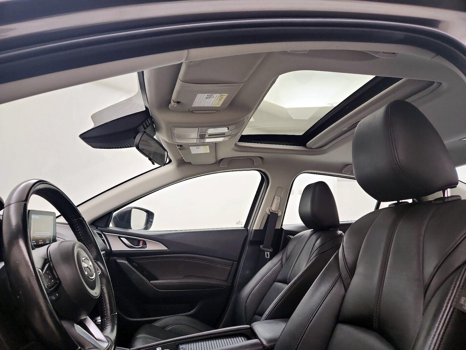 2018 Mazda Mazda3 Touring - Photo 19