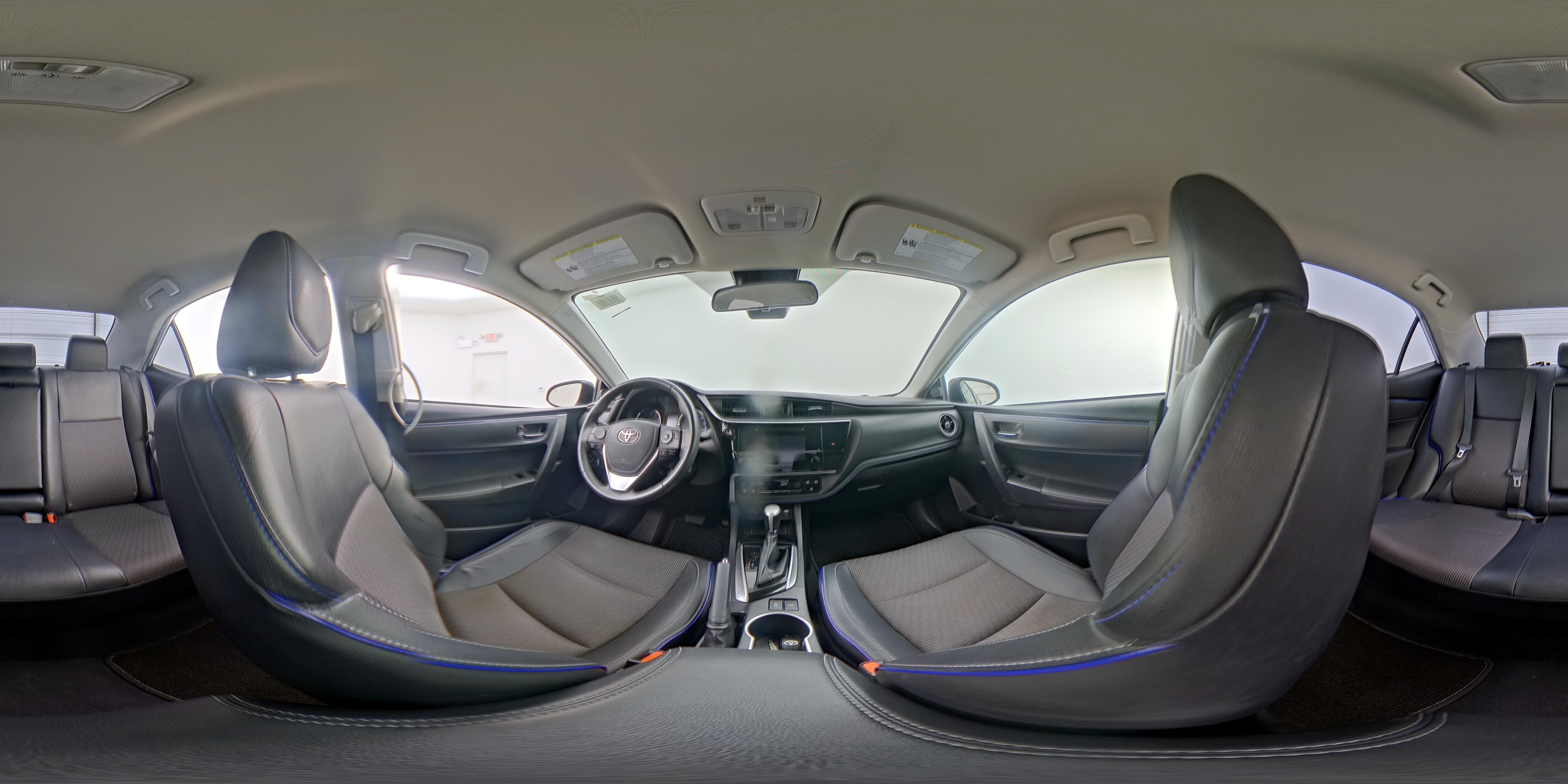 2018 Toyota Corolla SE - Photo 24