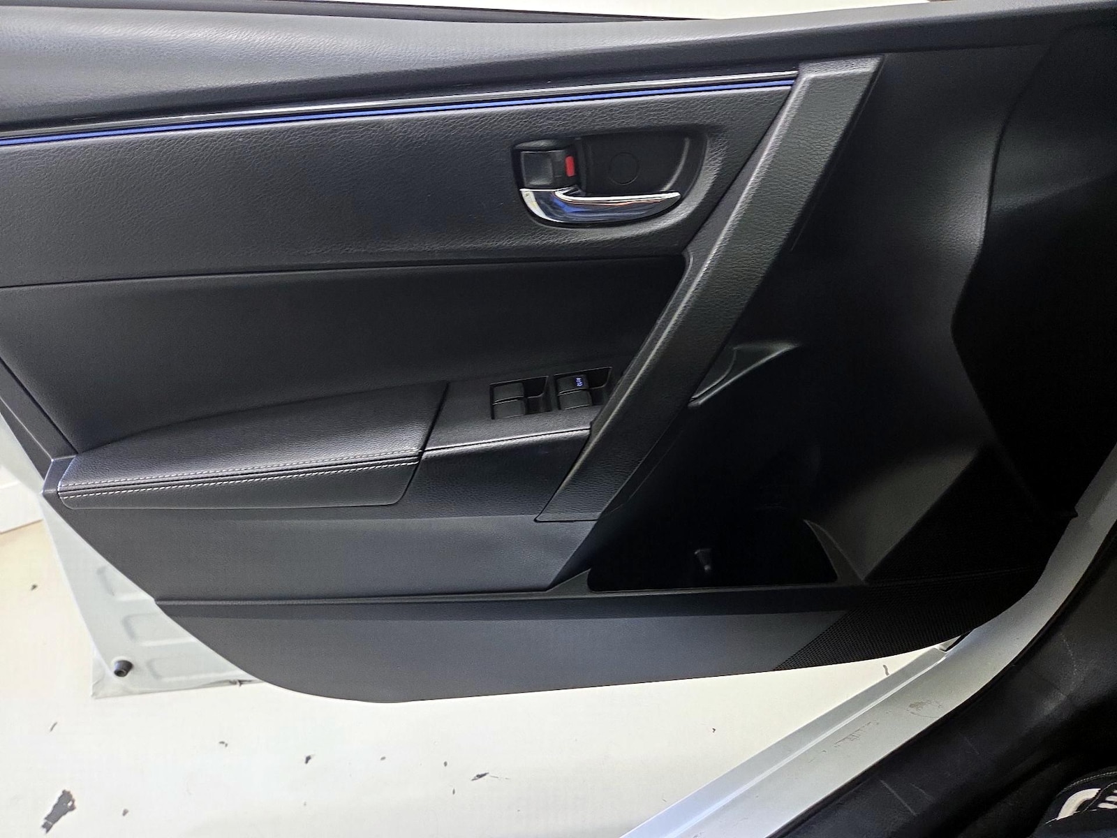 2018 Toyota Corolla SE - Photo 13