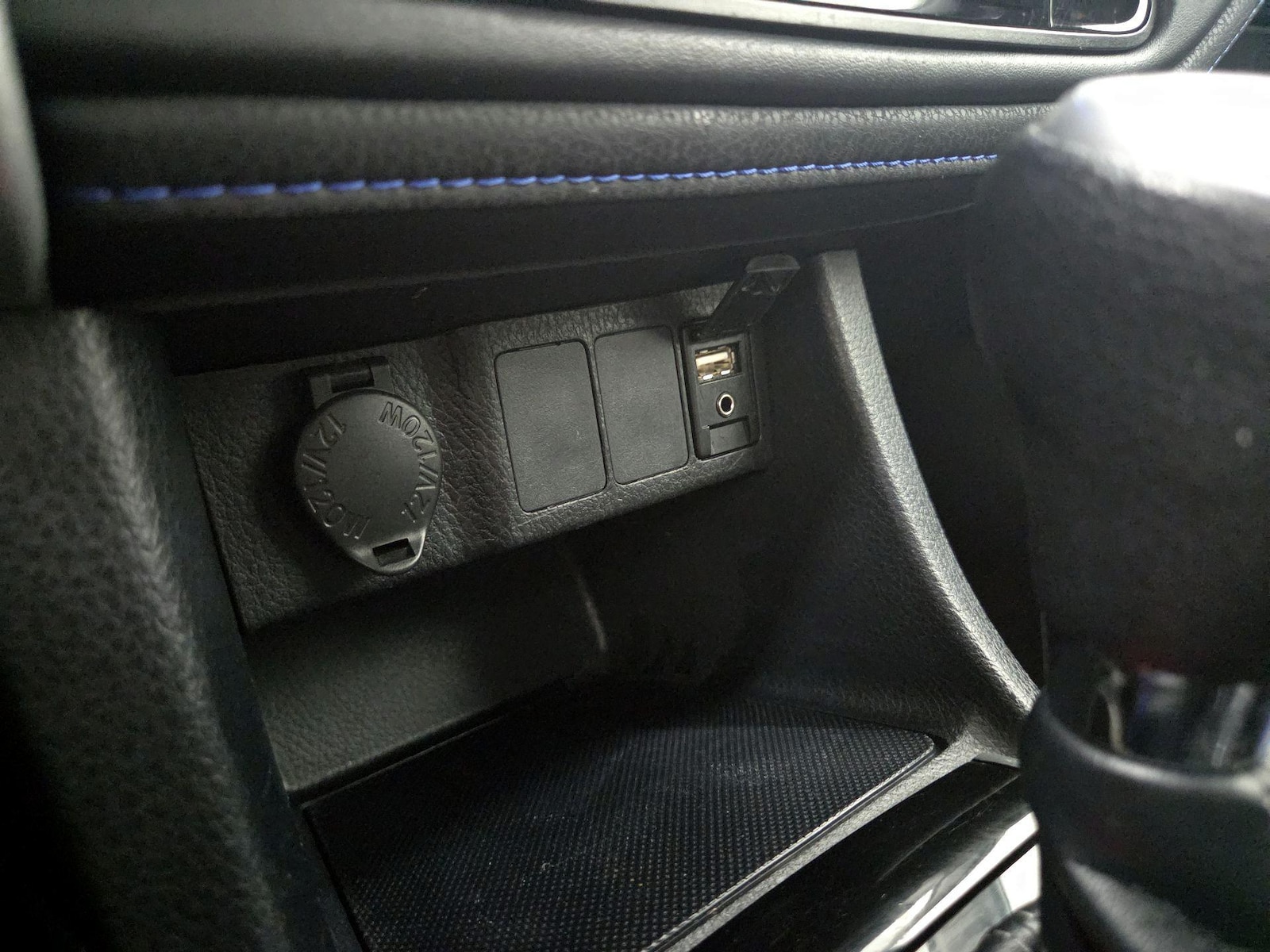 2018 Toyota Corolla SE - Photo 19