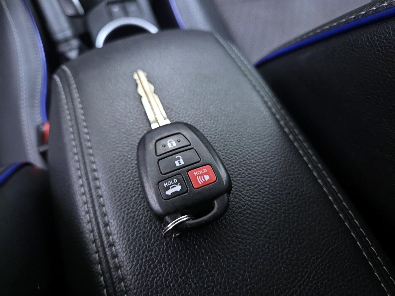 2018 Toyota Corolla SE - Photo 23