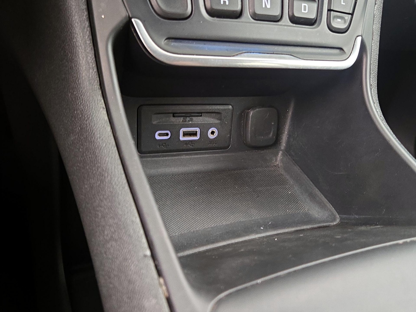 2020 GMC Terrain SLE - Photo 20