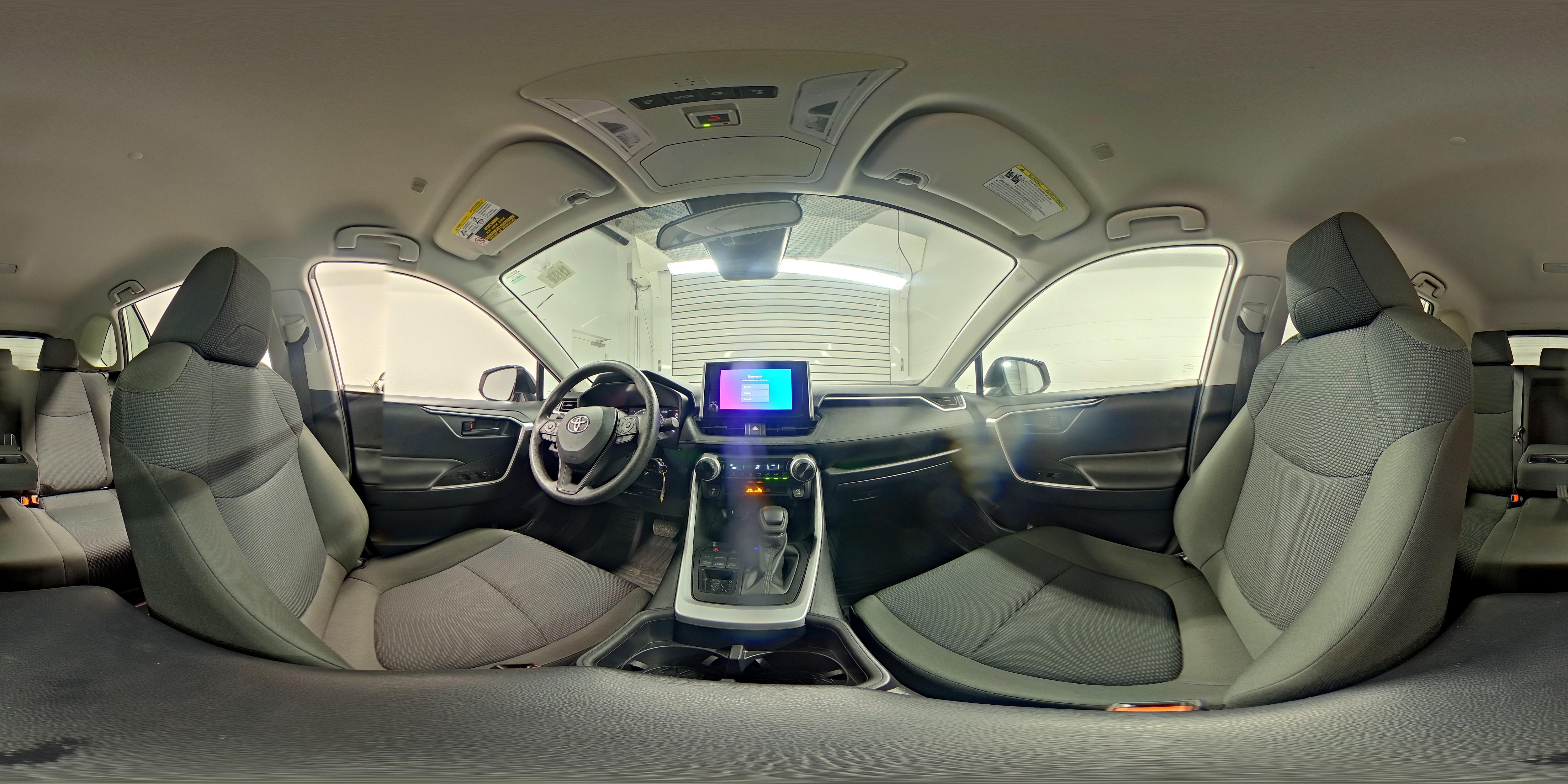 2025 Toyota RAV4 LE - Photo 24