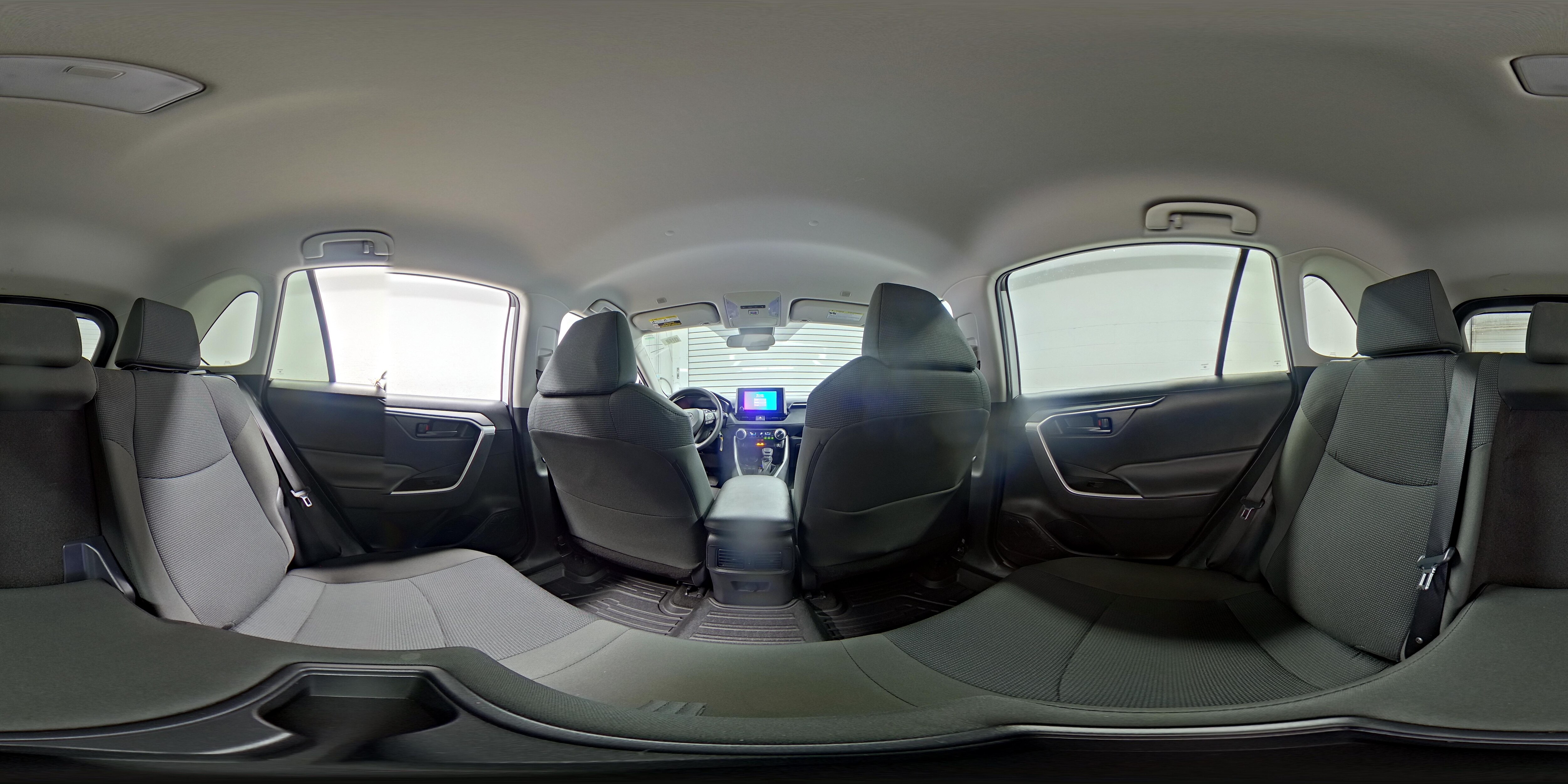 2025 Toyota RAV4 LE - Photo 25