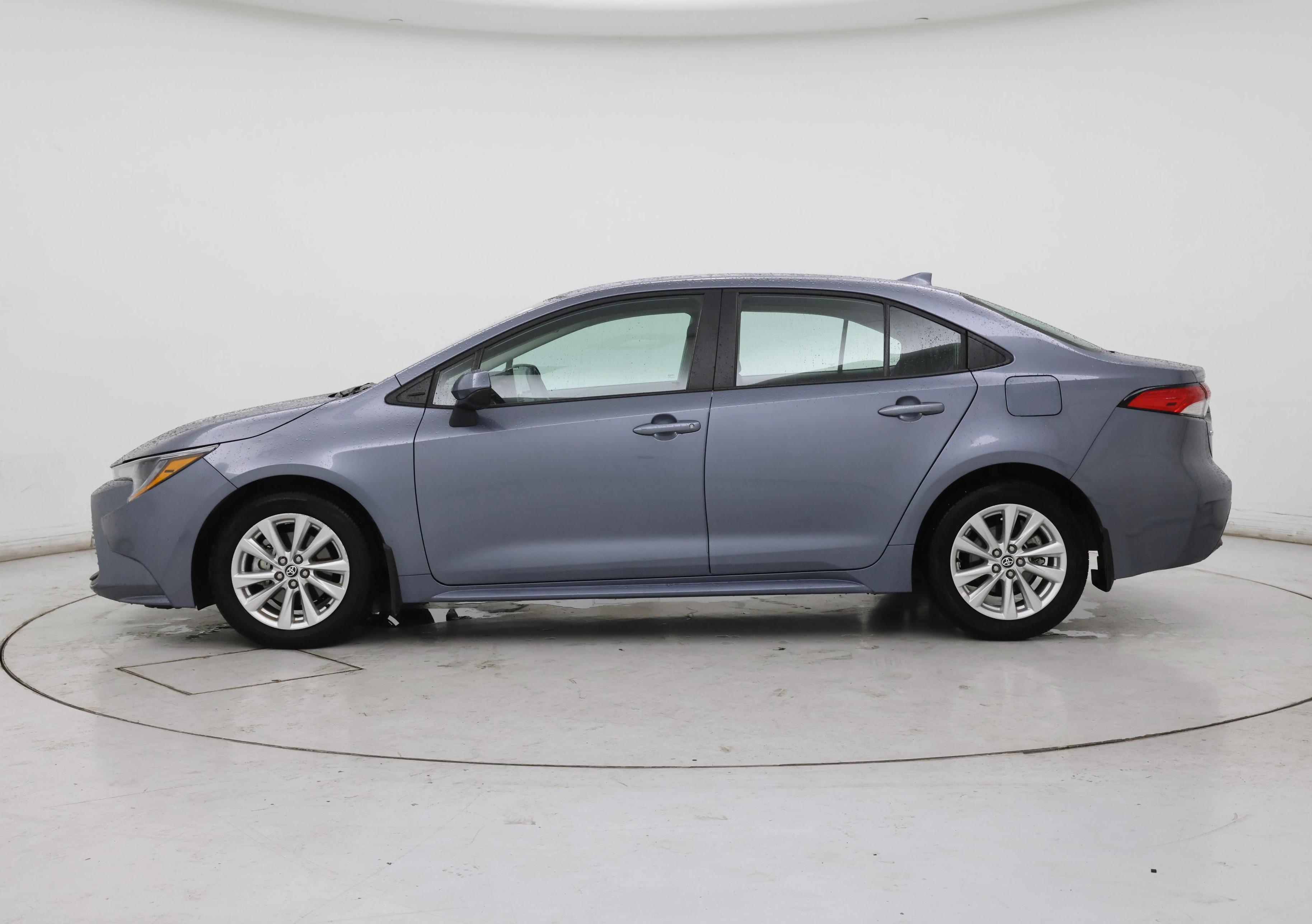 Thumbnail: 2025 Toyota Corolla - 3