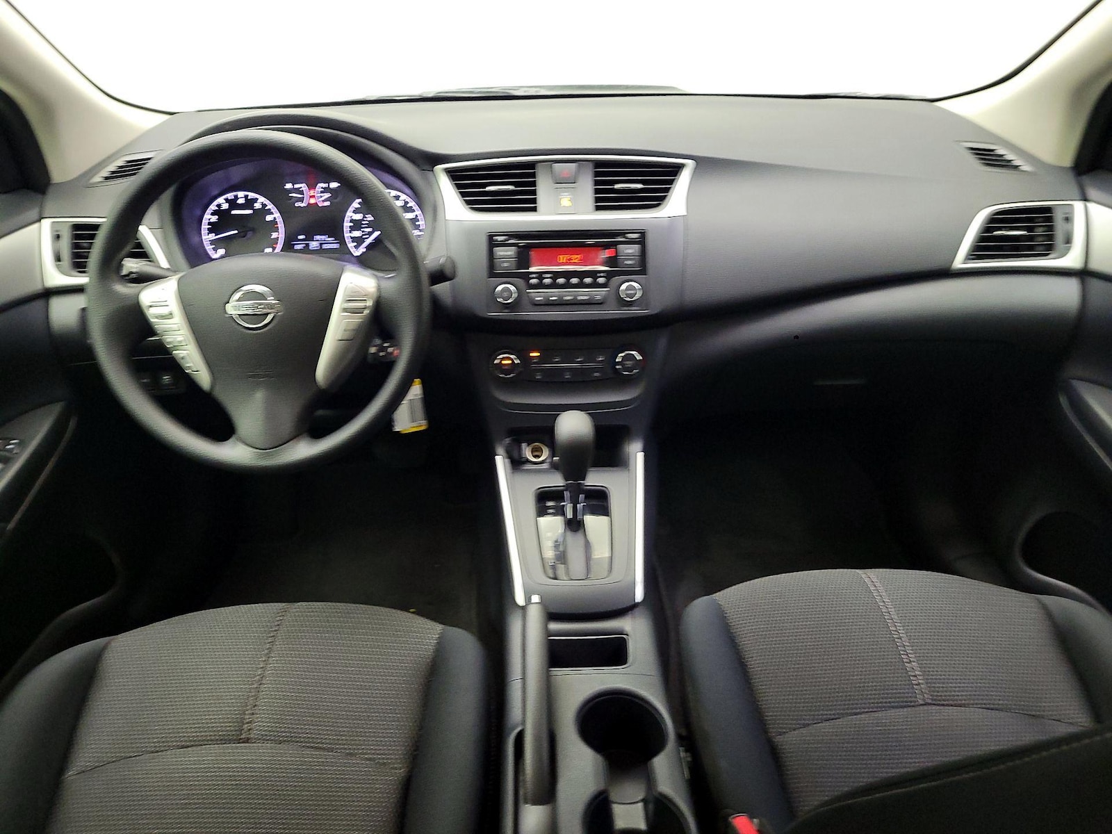 2017 Nissan Sentra S - Photo 10