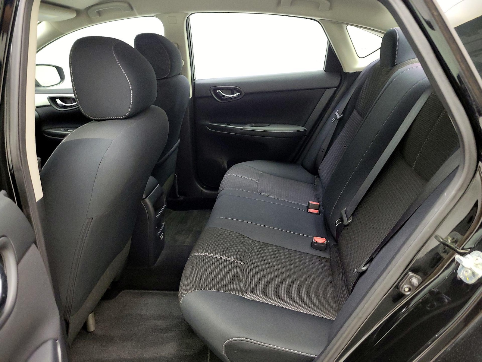 2017 Nissan Sentra S - Photo 19