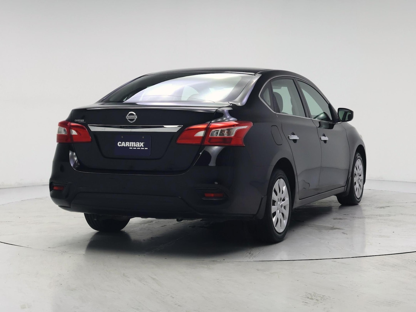 2017 Nissan Sentra S - Photo 9