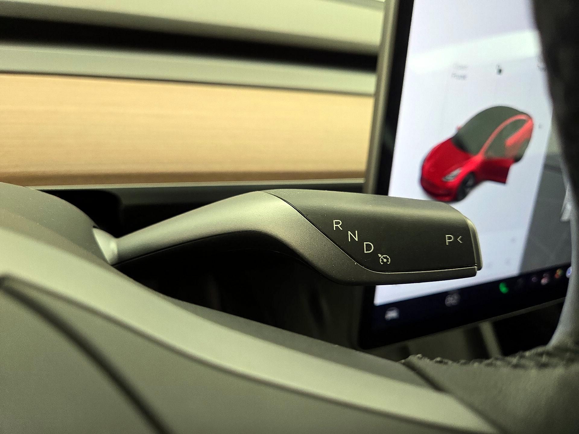 Thumbnail: 2022 Tesla Model 3 - 17