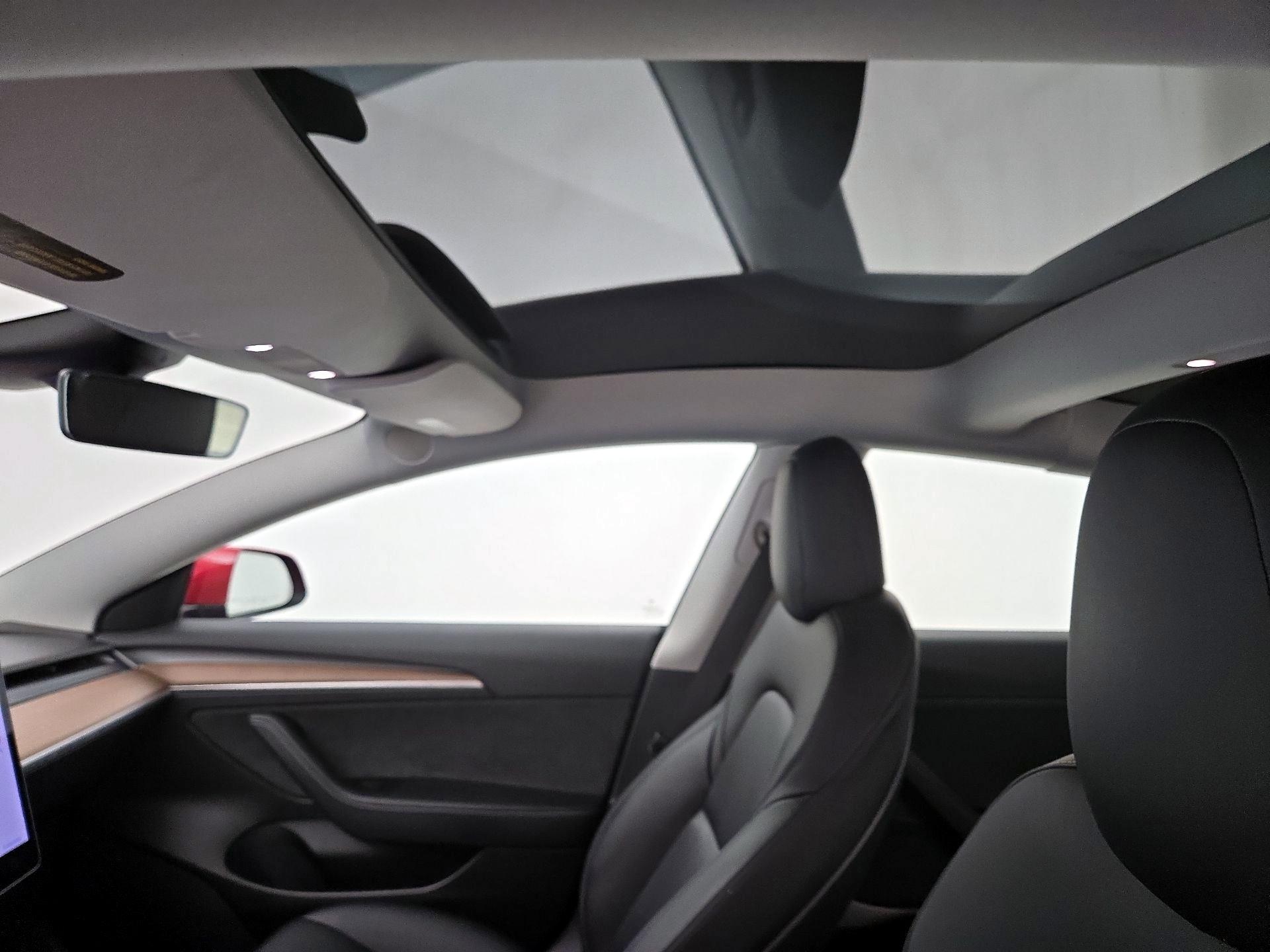 Thumbnail: 2022 Tesla Model 3 - 18