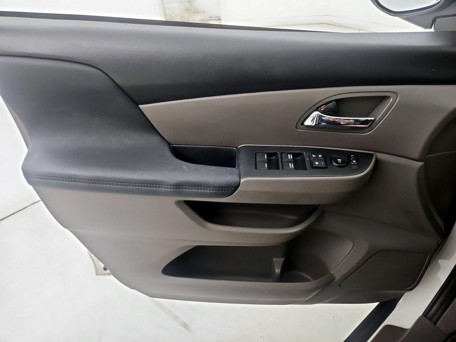 2015 Honda Odyssey EX-L - Photo 13