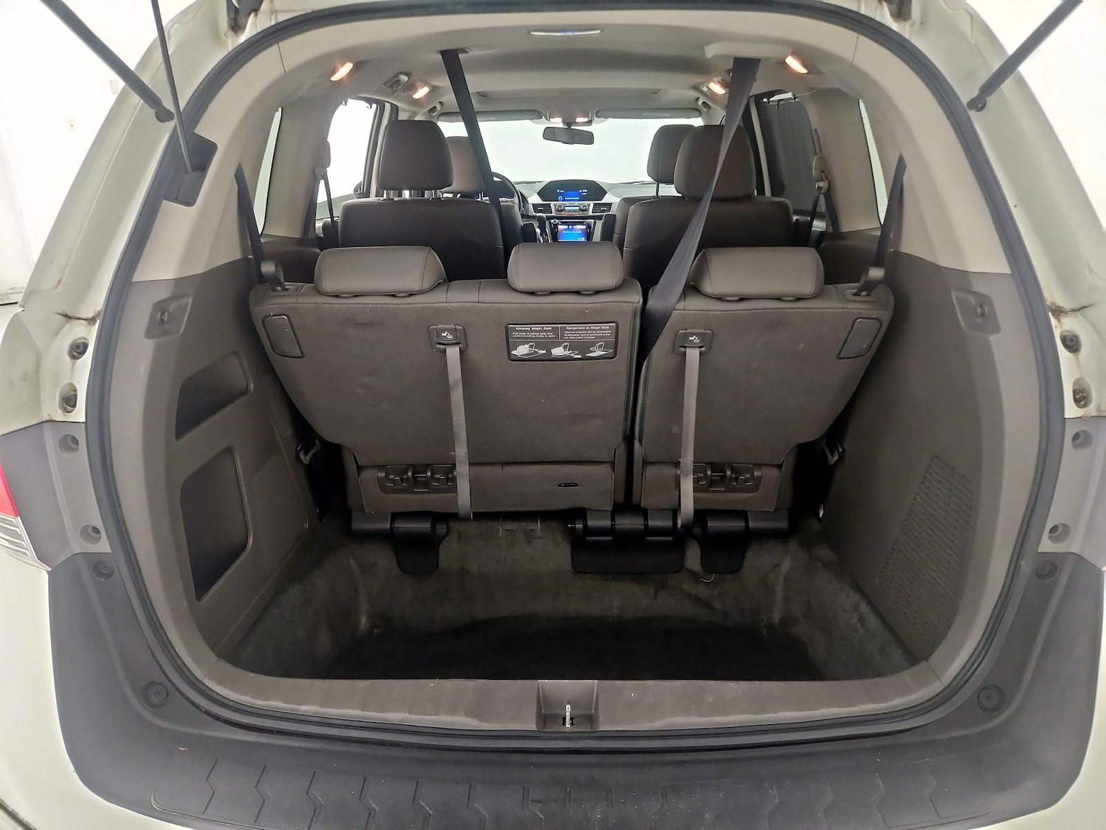 2015 Honda Odyssey EX-L - Photo 24