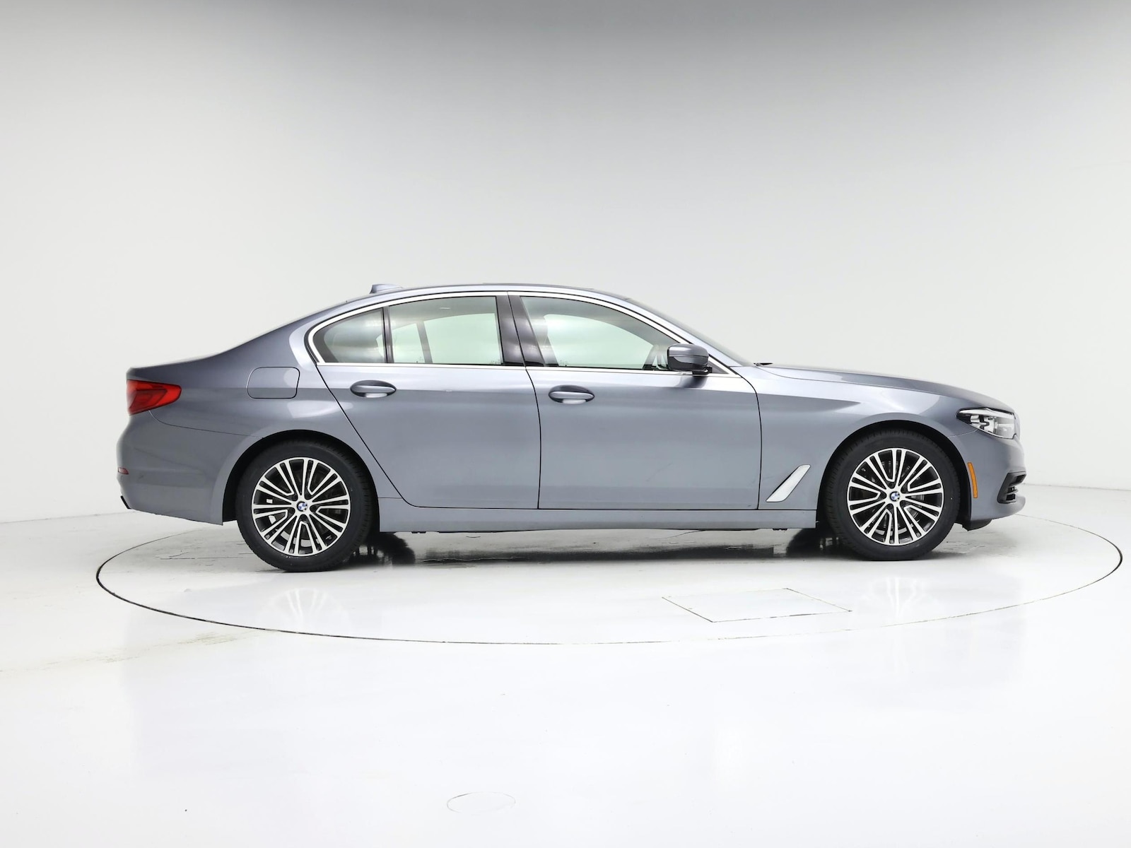 2020 BMW 5 Series 540i - Photo 8
