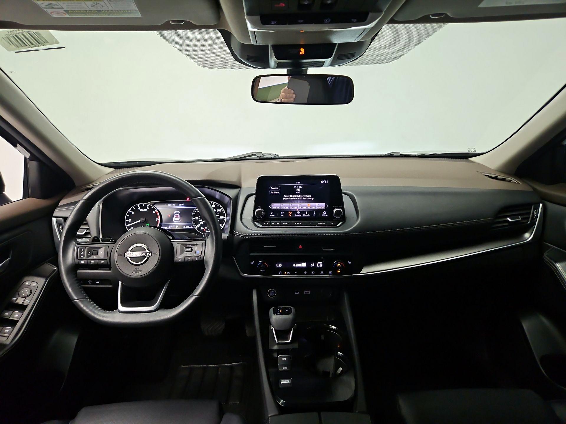Thumbnail: 2023 Nissan Rogue - 9