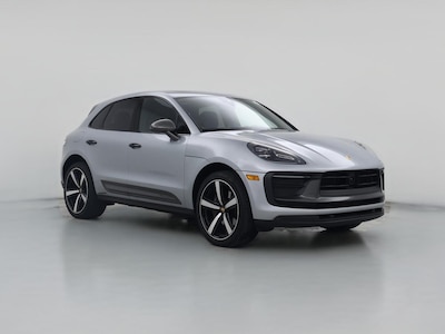2023 Porsche Macan T