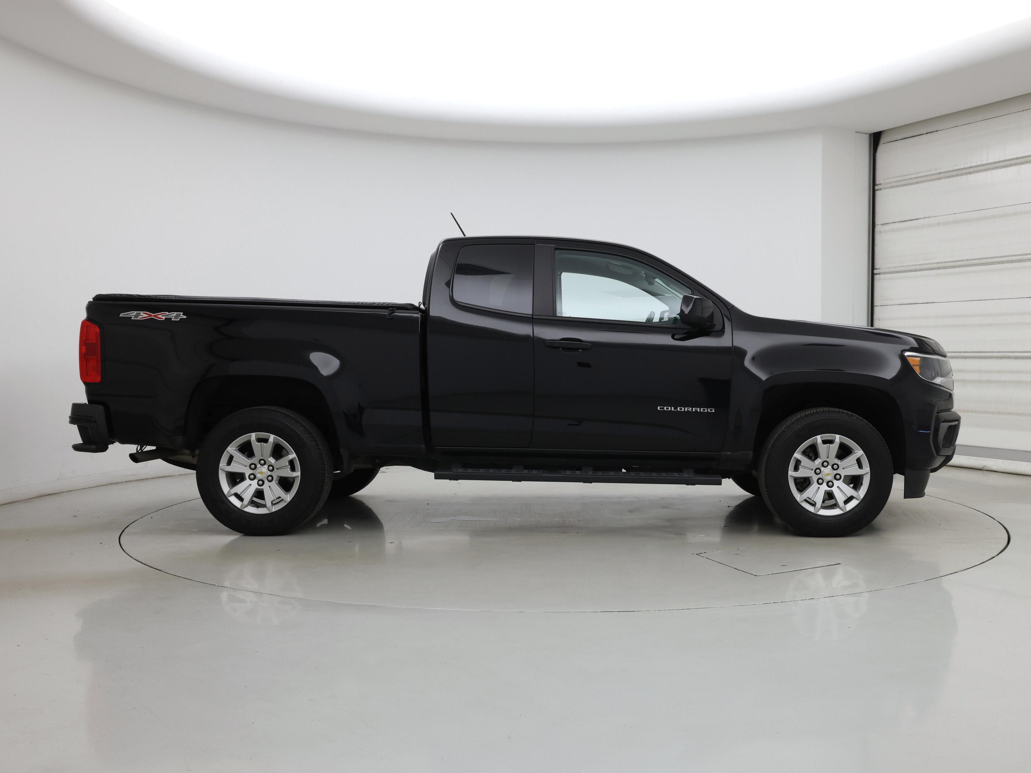Thumbnail: 2022 Chevrolet Colorado - 7