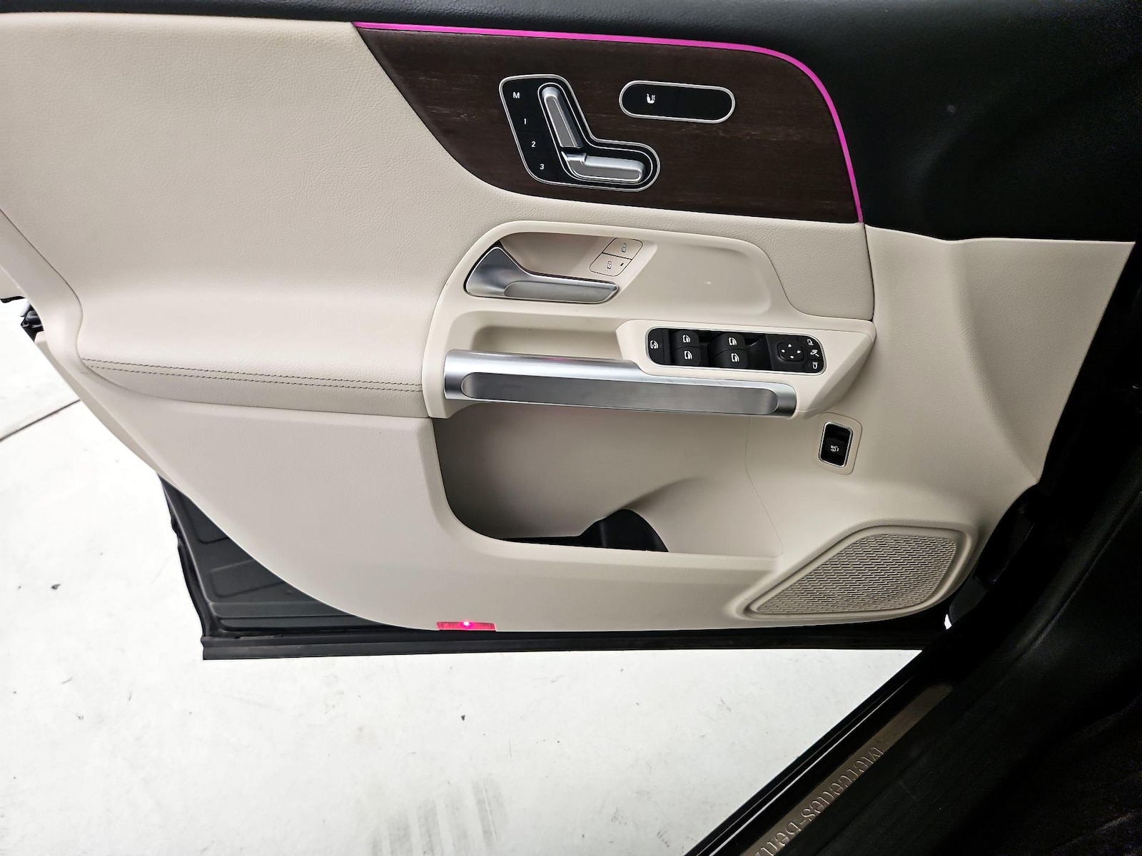 2022 Mercedes-Benz GLB Base - Photo 13