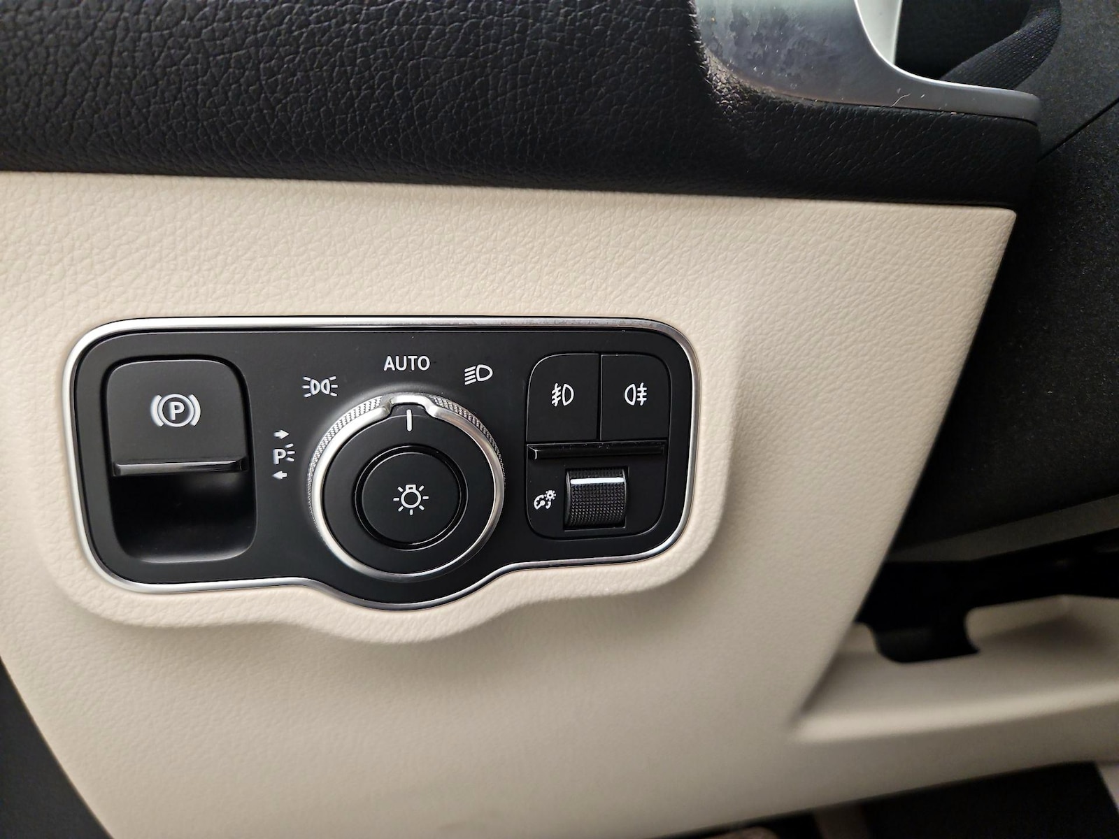 2022 Mercedes-Benz GLB Base - Photo 14