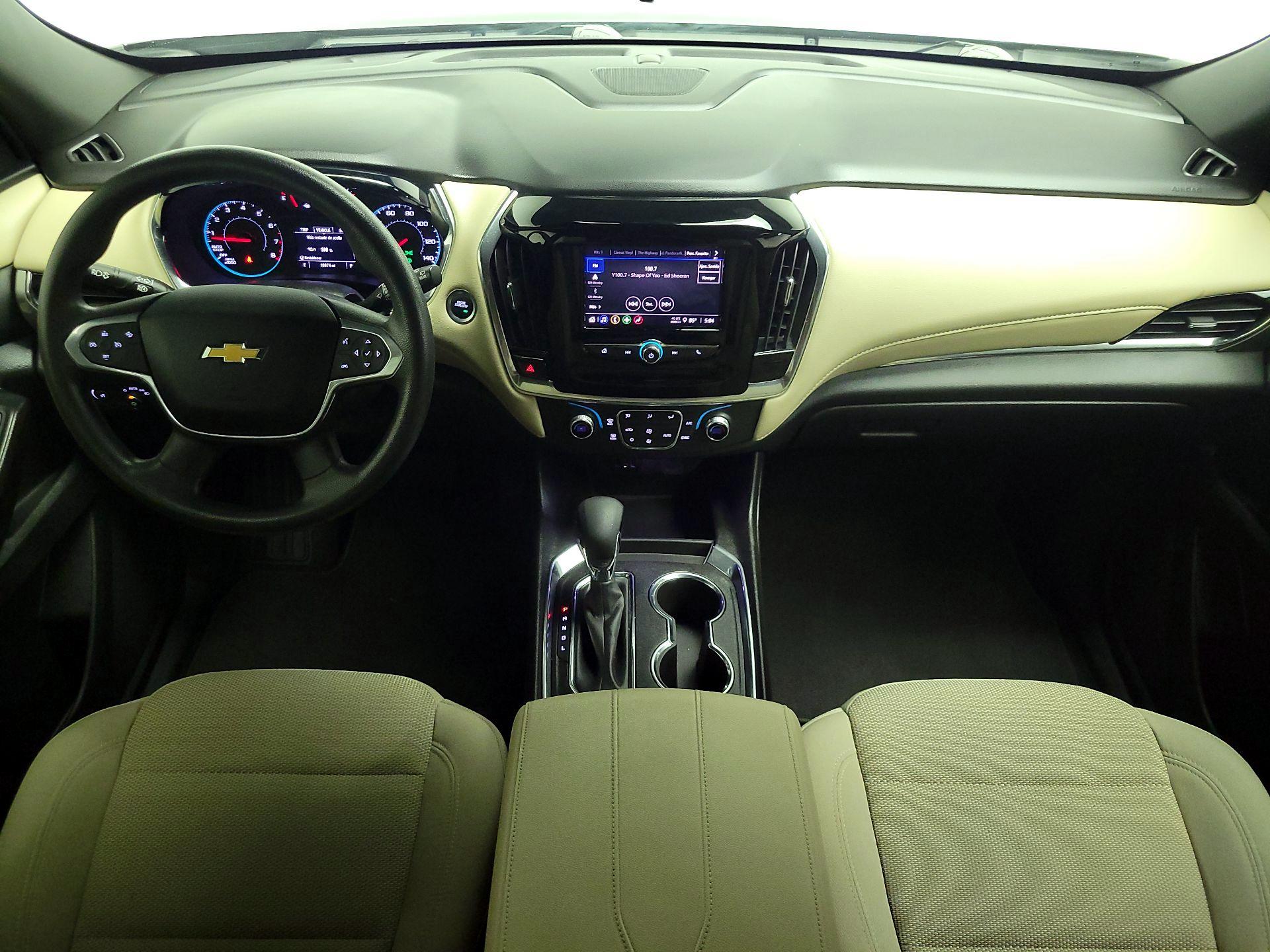Thumbnail: 2023 Chevrolet Traverse - 9