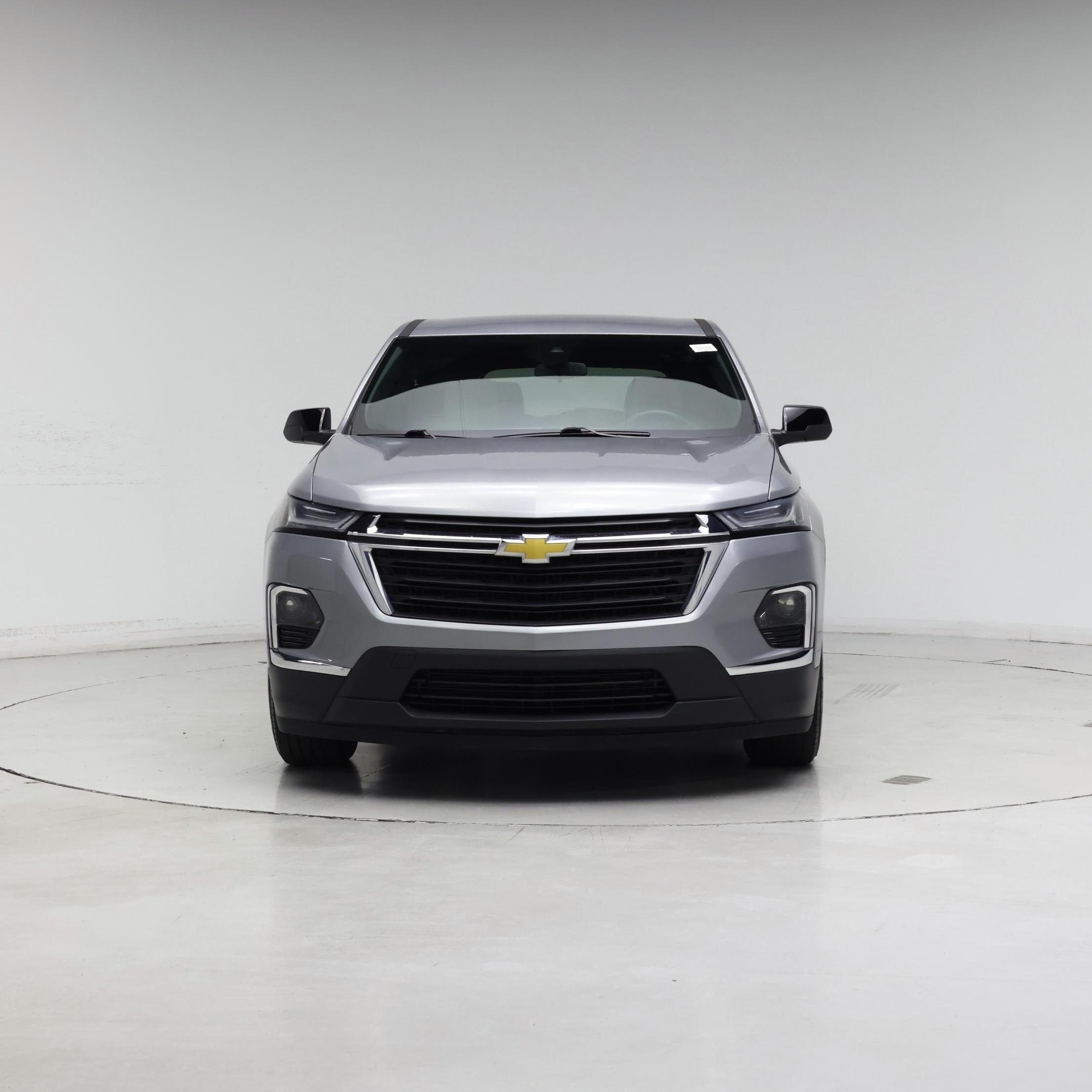 Thumbnail: 2023 Chevrolet Traverse - 5
