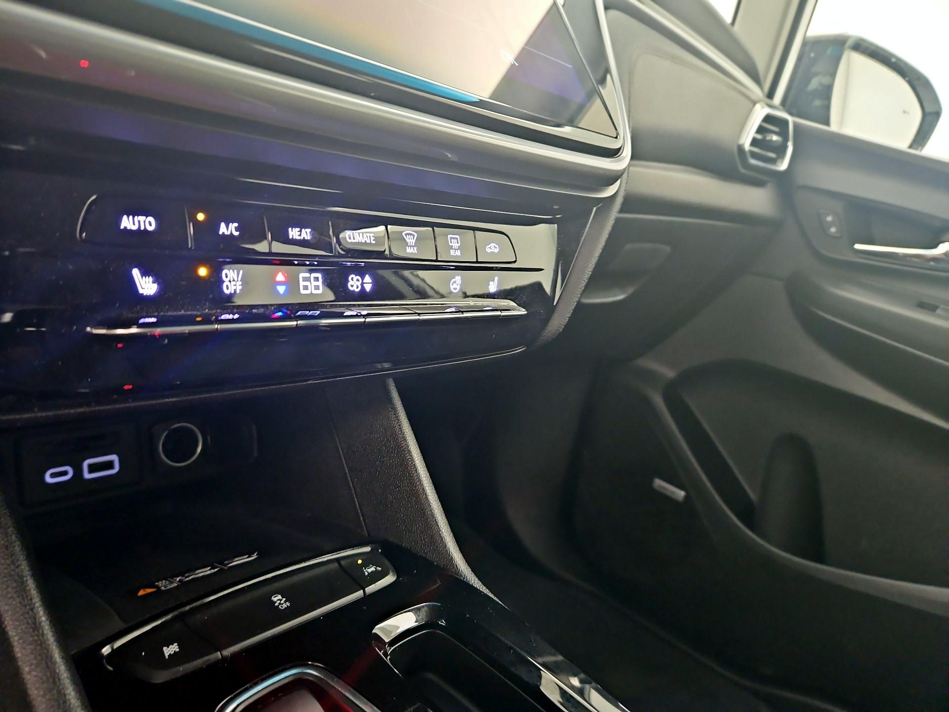 Thumbnail: 2023 Chevrolet Bolt EV - 16
