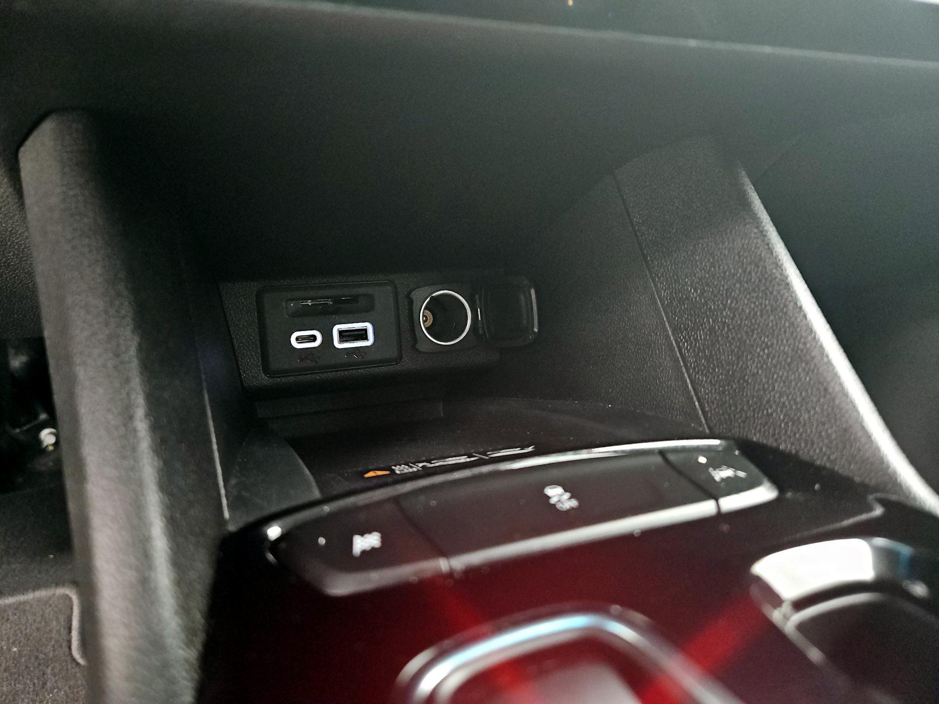 Thumbnail: 2023 Chevrolet Bolt EV - 18