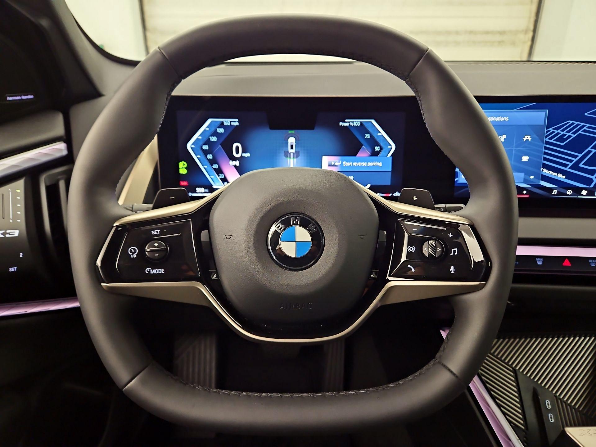 Thumbnail: 2025 BMW X3 - 10
