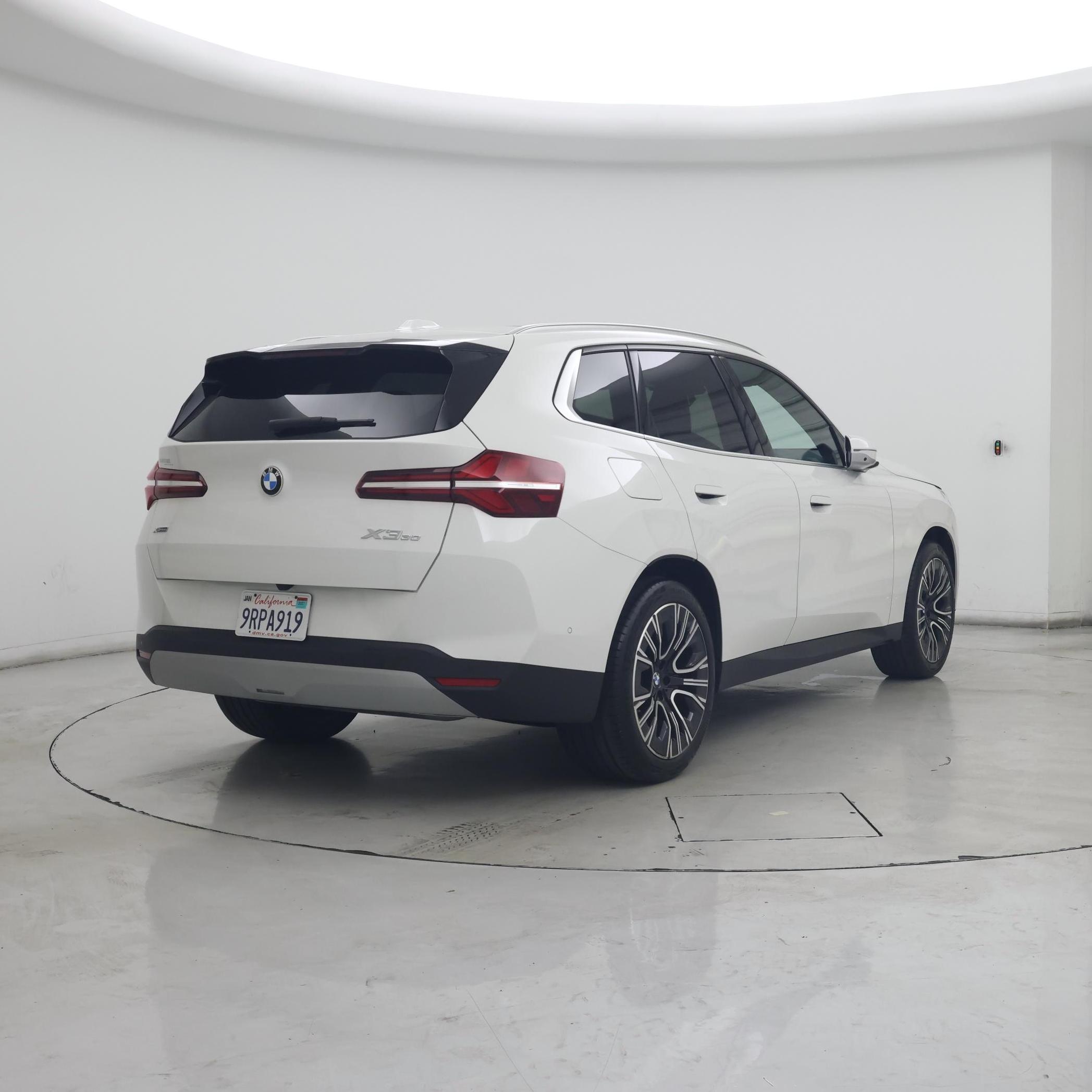 Thumbnail: 2025 BMW X3 - 8