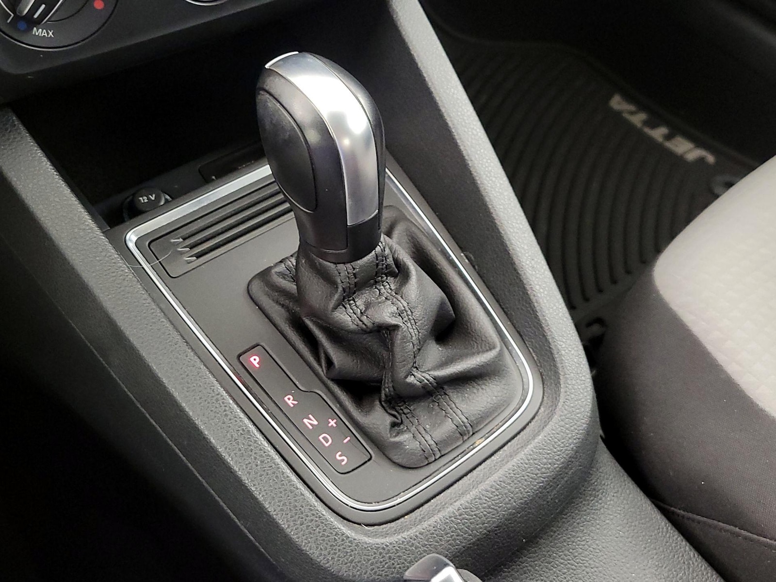 2017 Volkswagen Jetta S - Photo 18