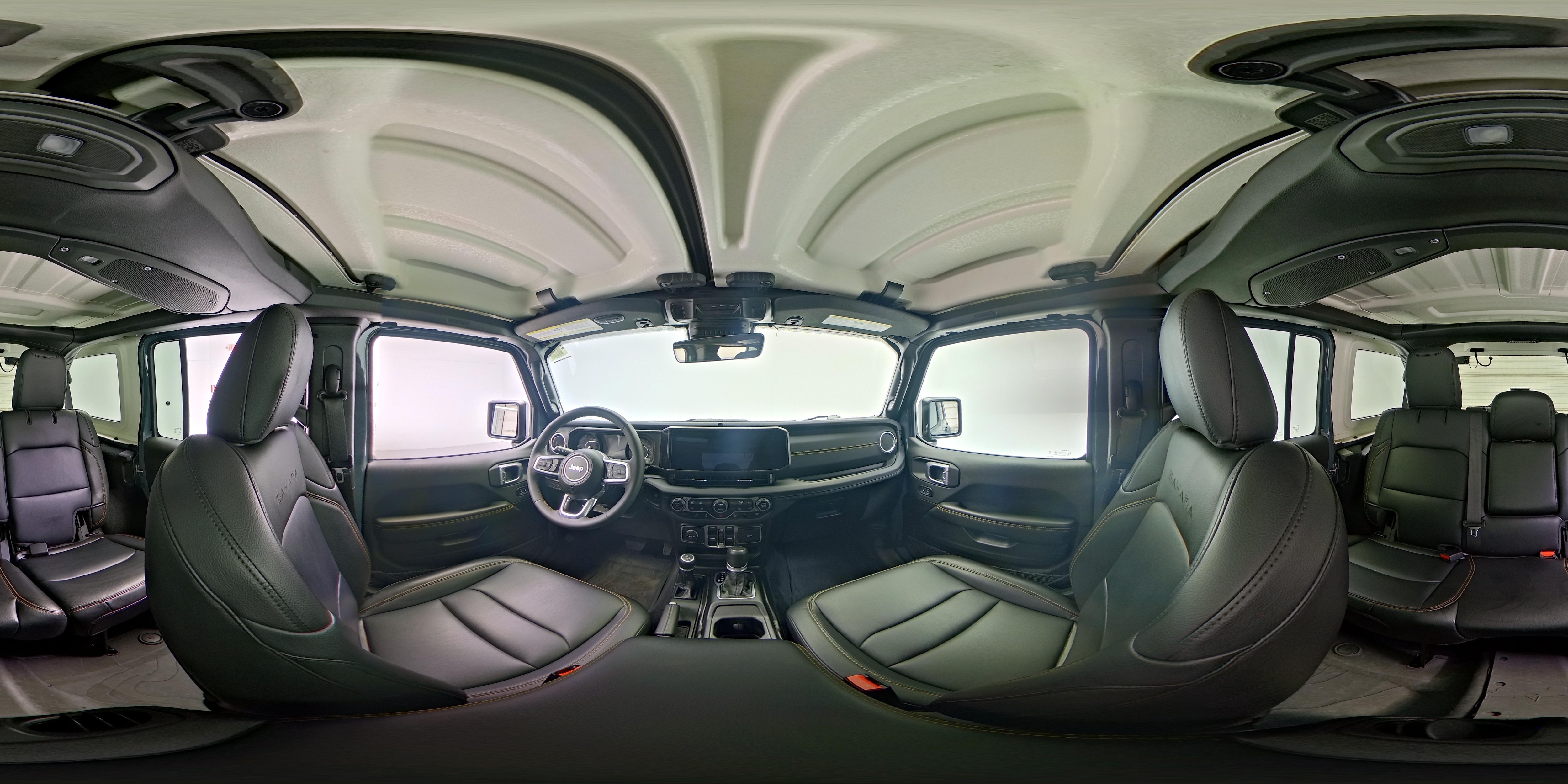 2024 Jeep Wrangler 4-Door Sahara - Photo 25