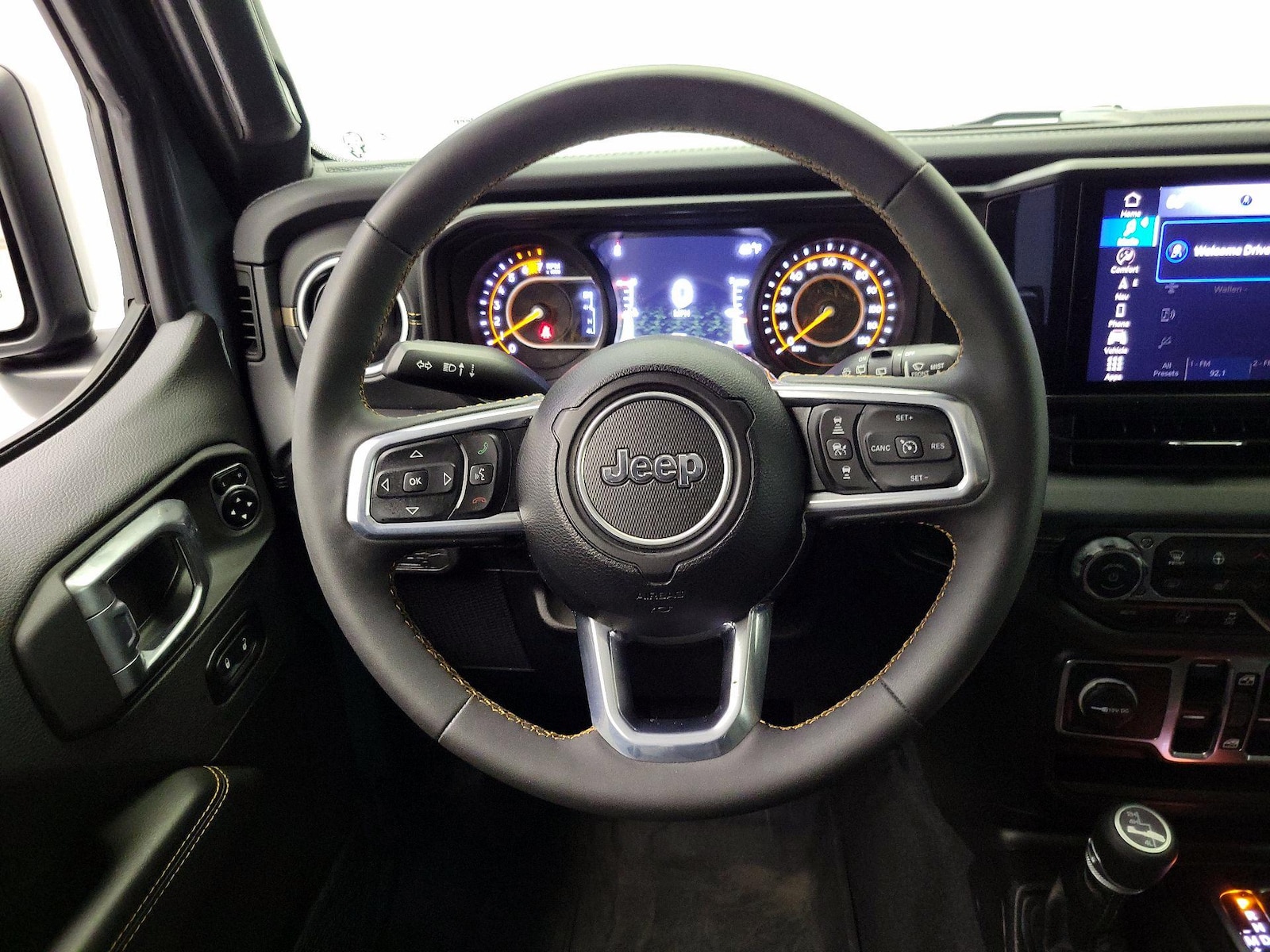 2024 Jeep Wrangler 4-Door Sahara - Photo 11
