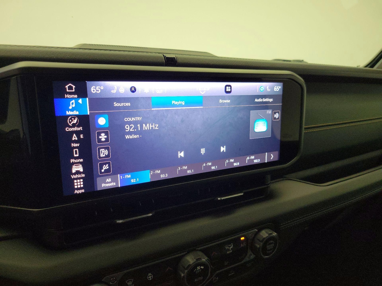 2024 Jeep Wrangler 4-Door Sahara - Photo 17