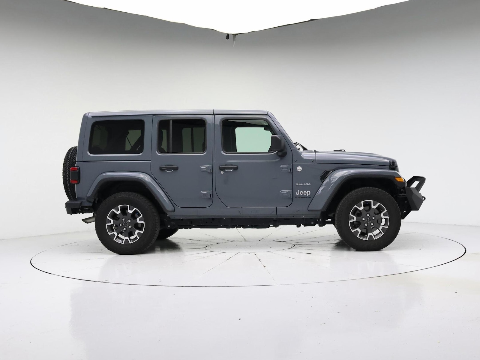 2024 Jeep Wrangler 4-Door Sahara - Photo 8