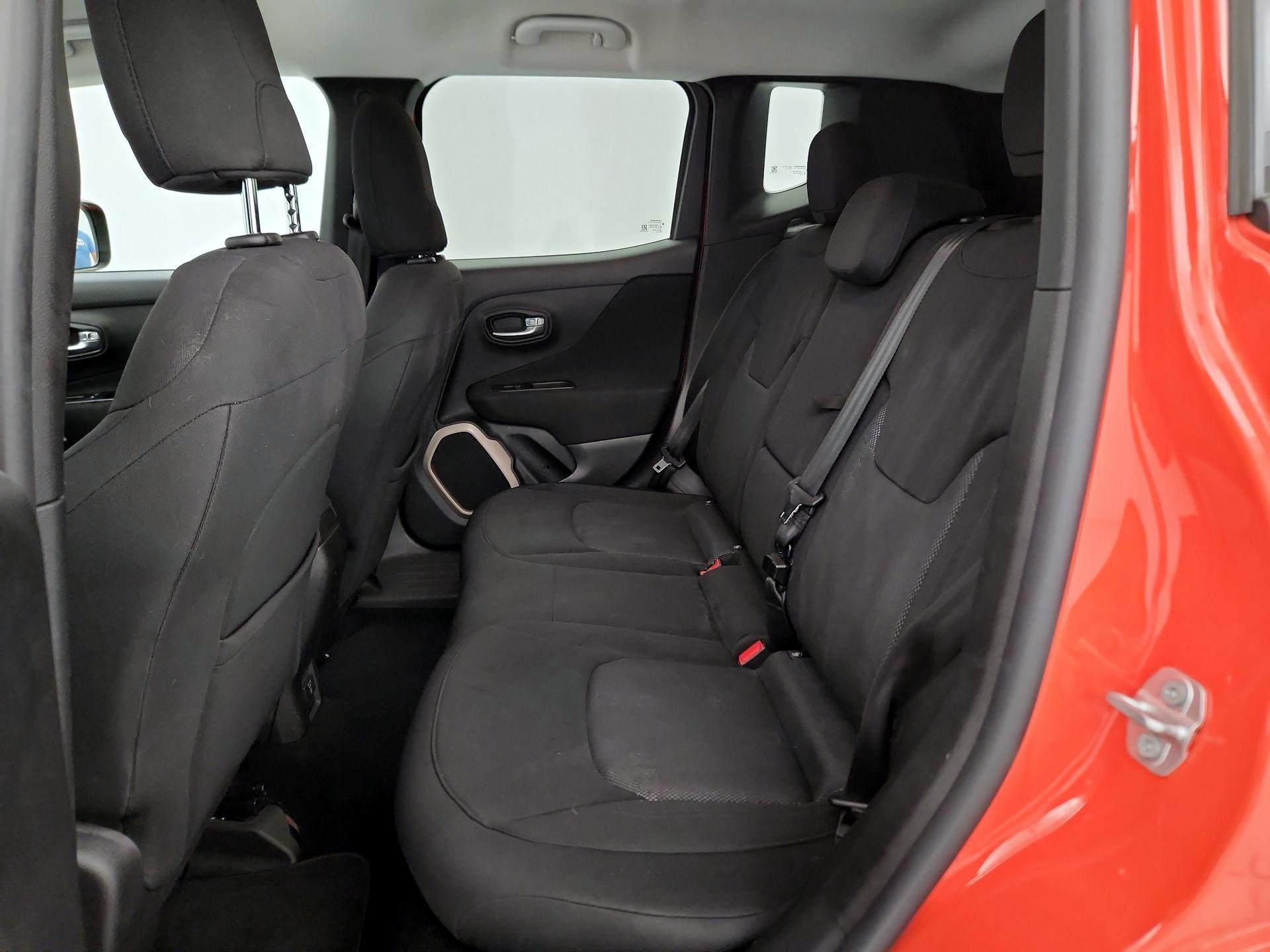 Thumbnail: 2017 Jeep Renegade - 20