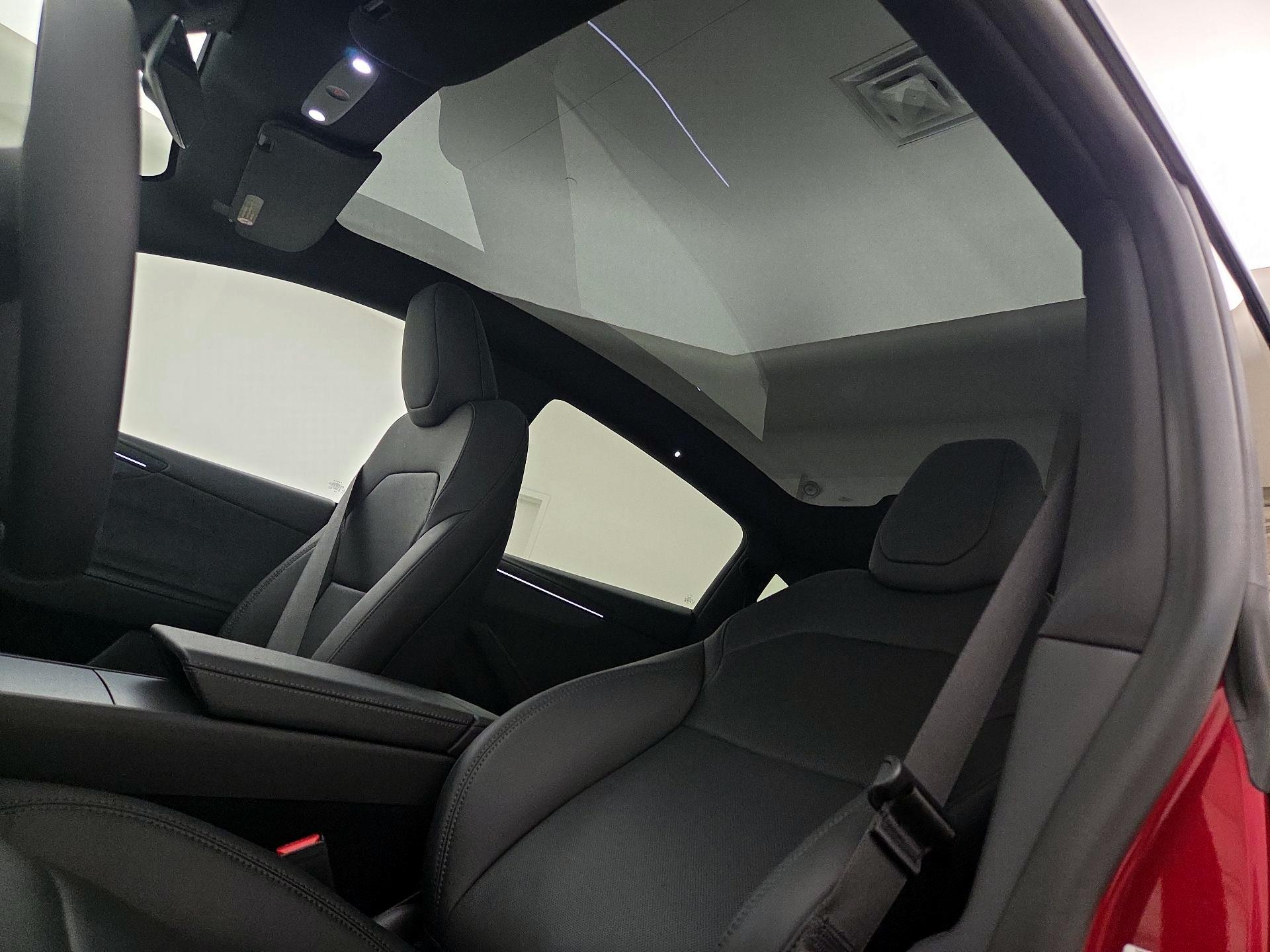 Thumbnail: 2026 Tesla Model Y - 19
