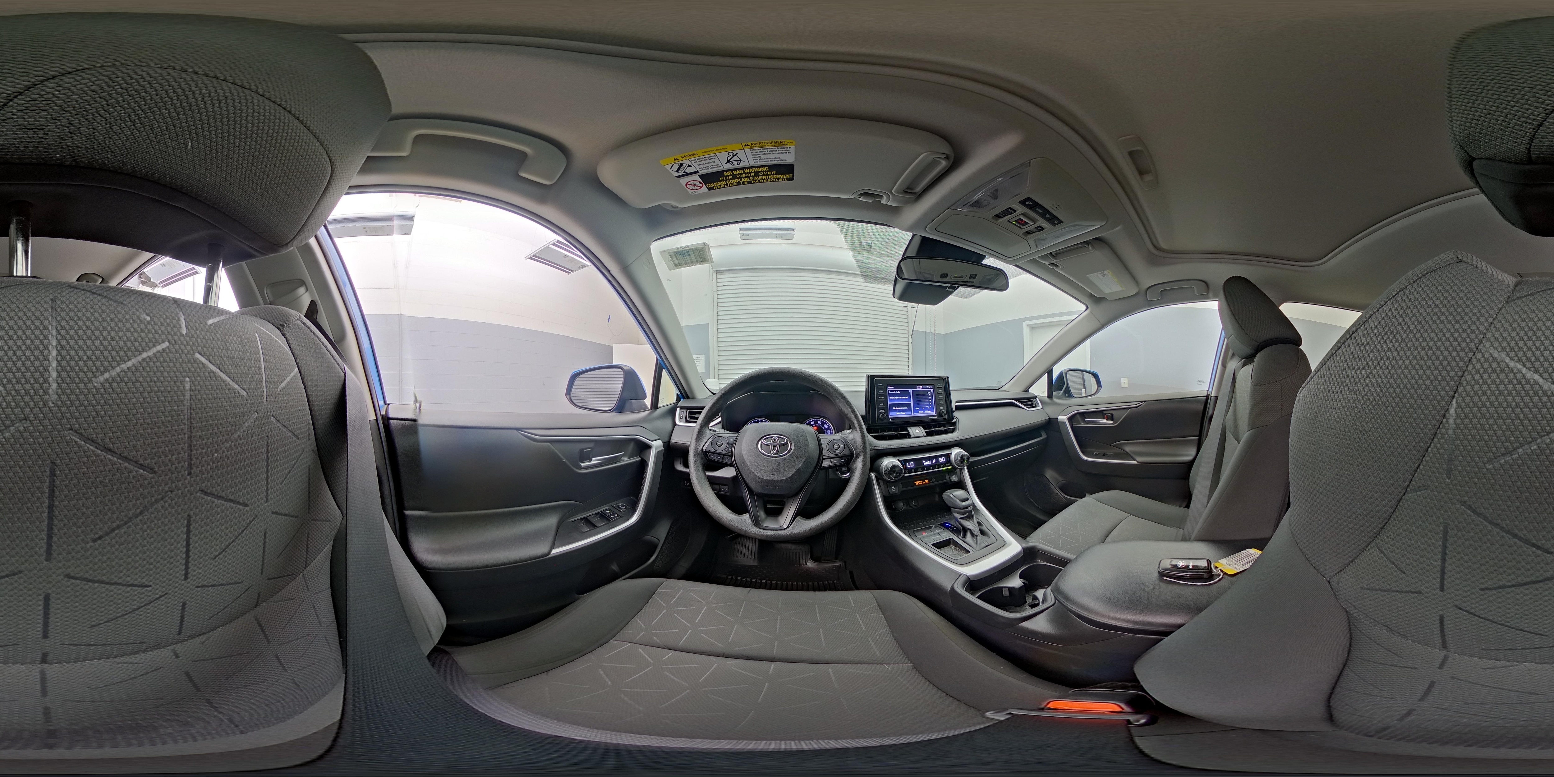 2021 Toyota RAV4 XLE - Photo 27