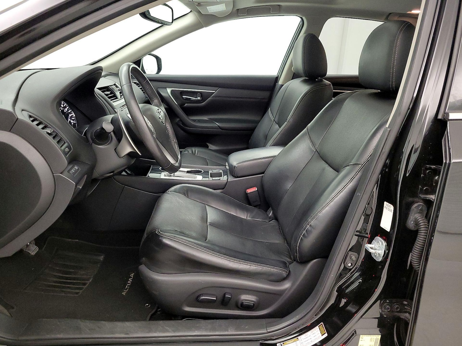 2017 Nissan Altima SL - Photo 12