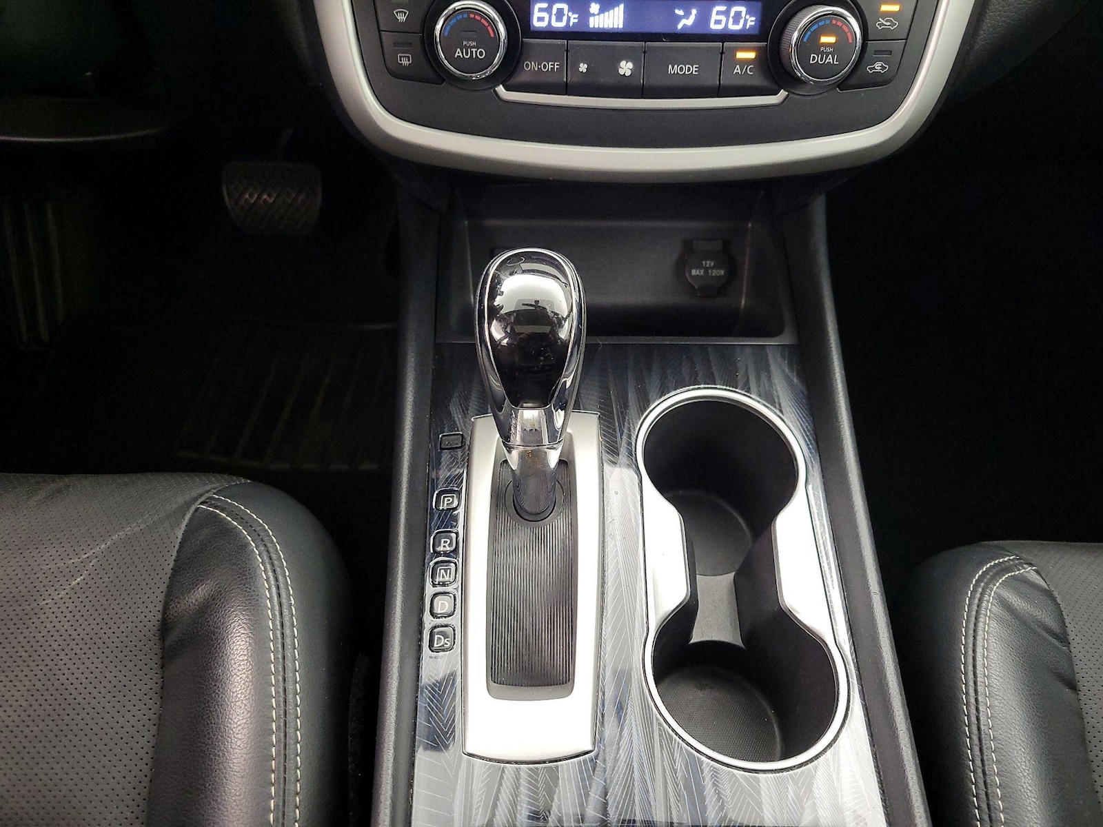 2017 Nissan Altima SL - Photo 19